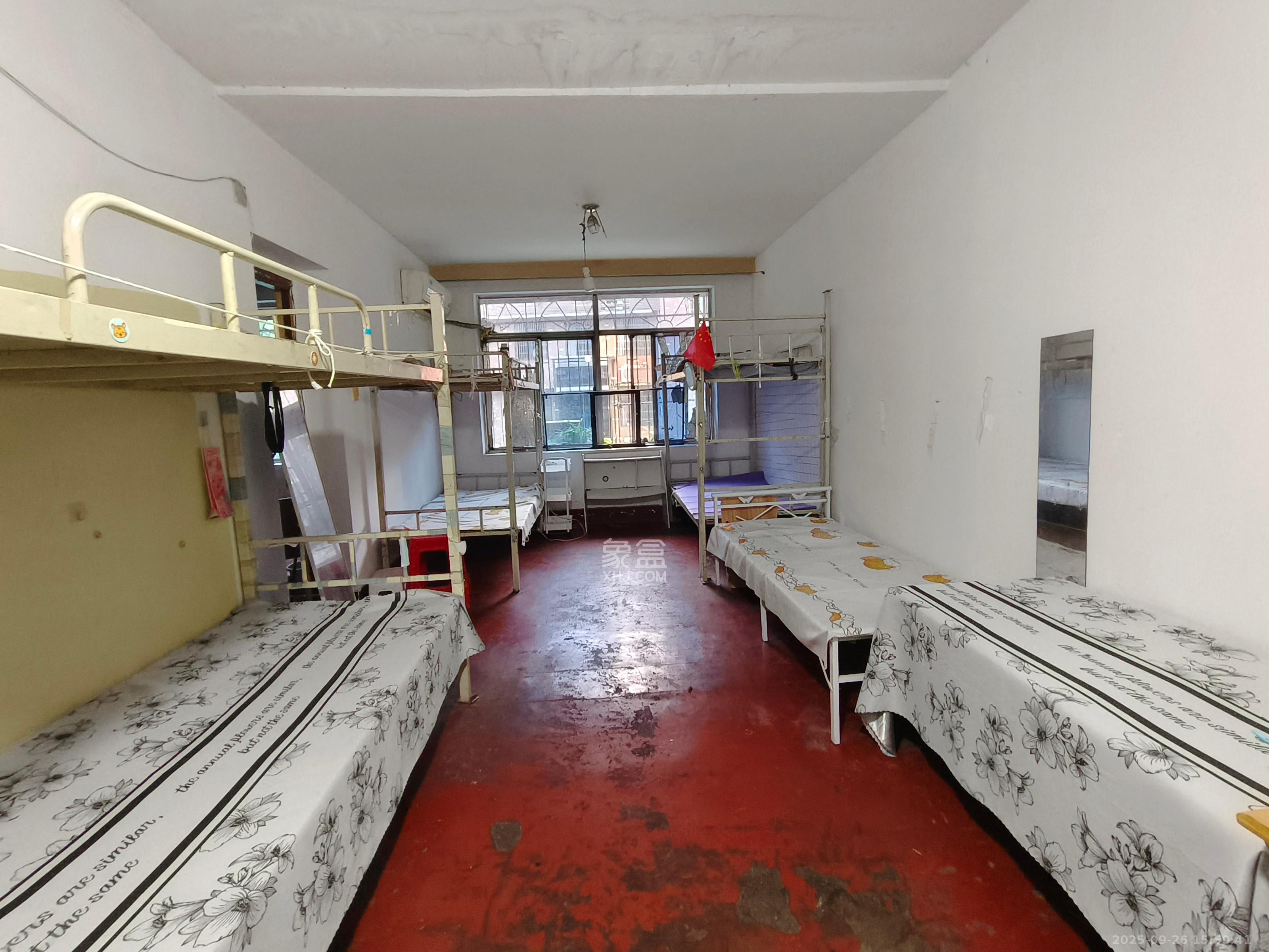 一步两搭桥 3室1厅1卫 1600.0元/月 一步两搭桥 3室1厅1卫 1600.0元/月室内图