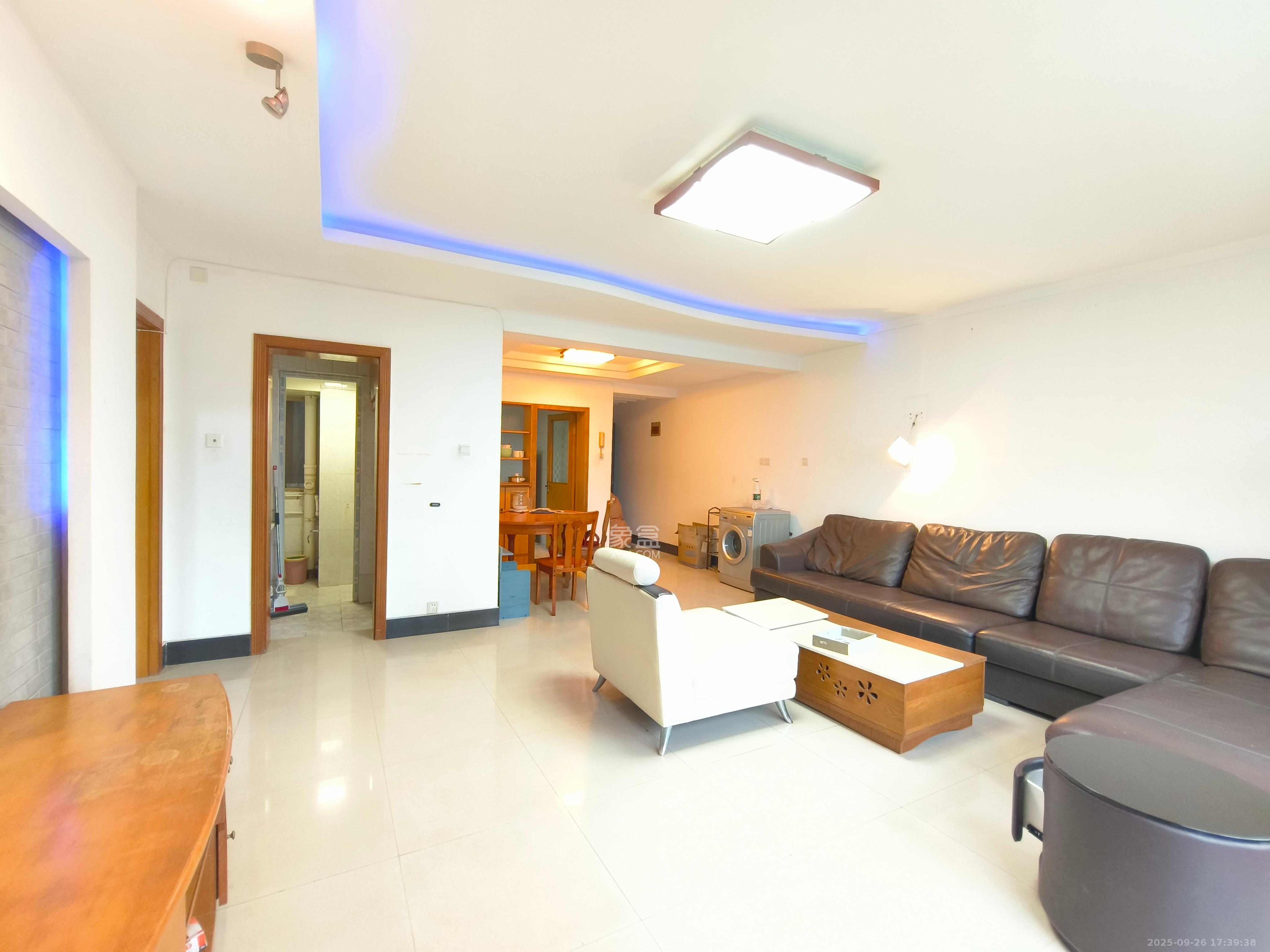 佘家塘、富雅里散盘 3室2厅2卫 2600.0元/月 佘家塘、富雅里散盘 3室2厅2卫 2600.0元/月室内图