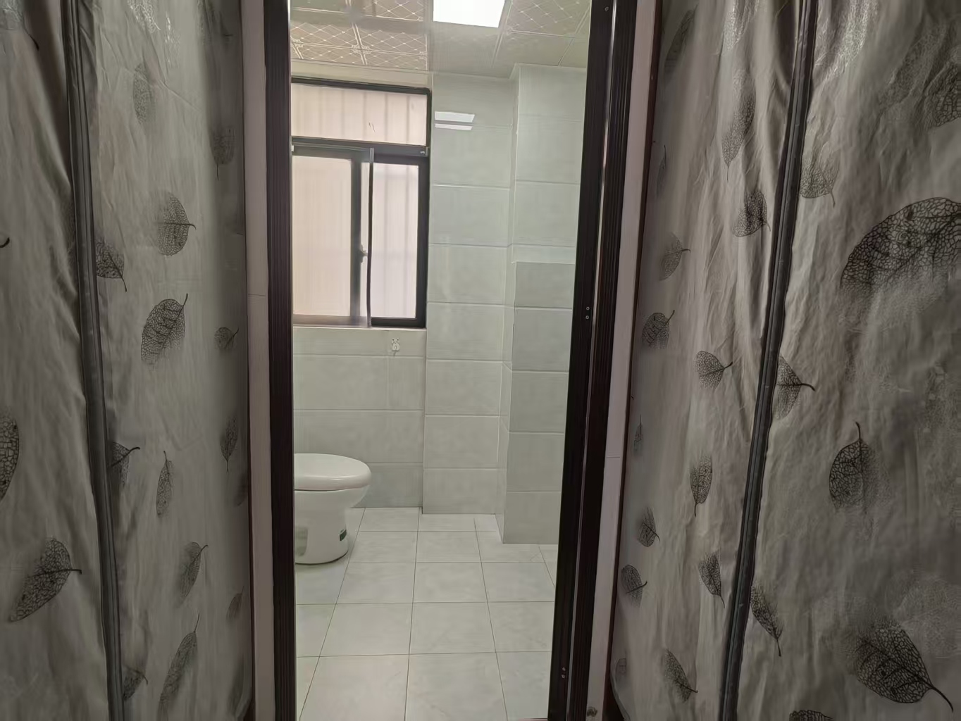 五源河公寓B区 3室2厅2卫 2600.0元/月 五源河公寓B区 3室2厅2卫 2600.0元/月室内图