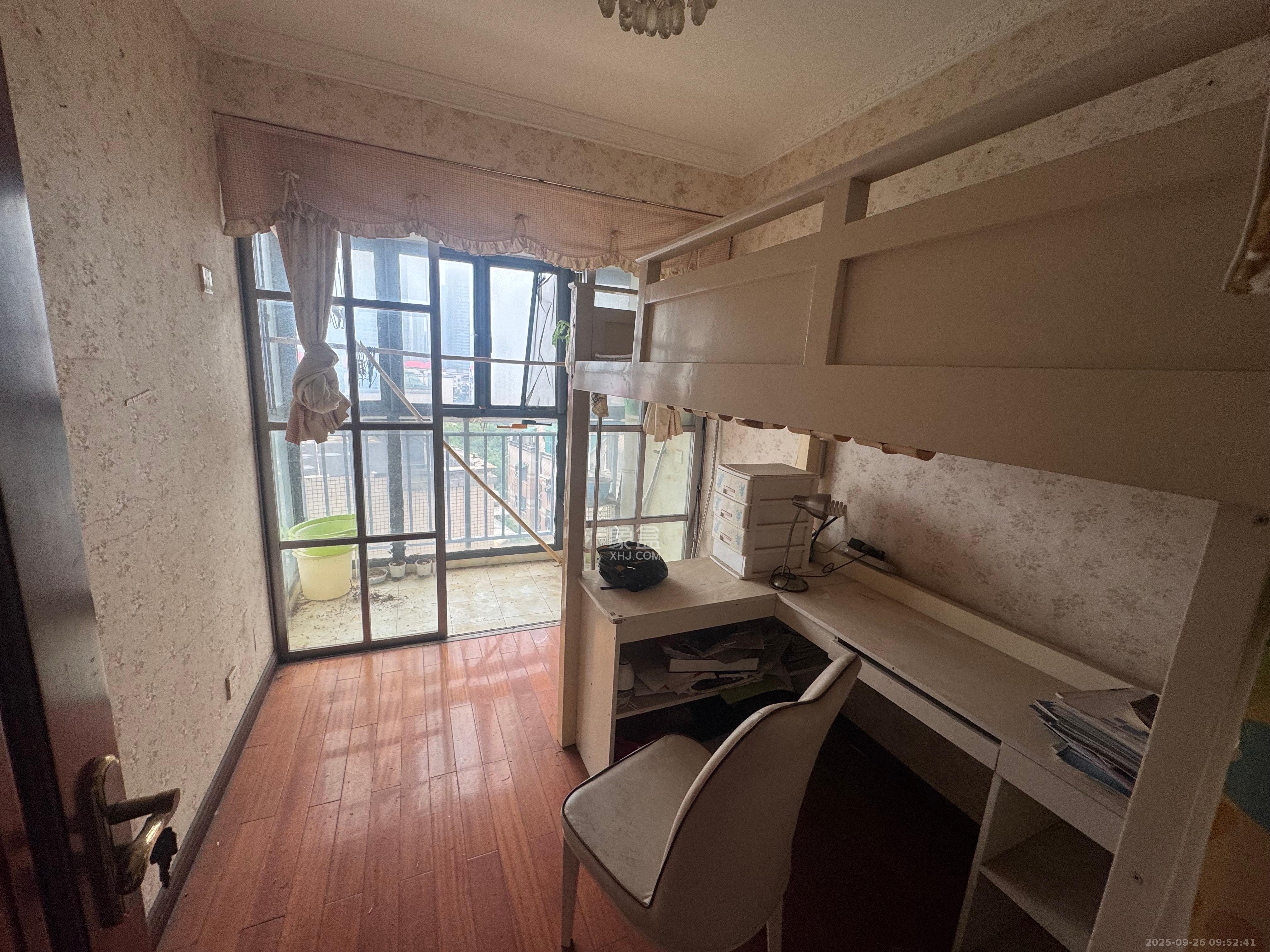 领航江阁 3室2厅1卫 2600.0元/月 领航江阁 3室2厅1卫 2600.0元/月室内图