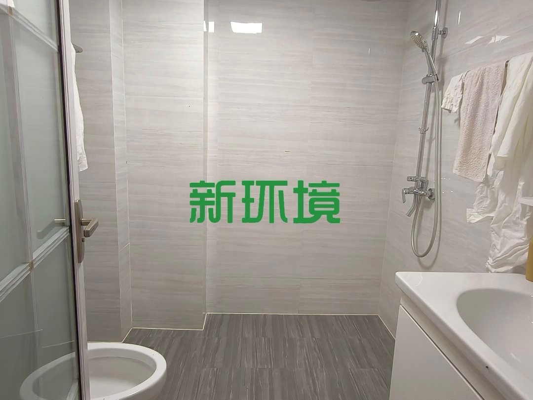 公园世家  3室2厅2卫    2200.0元/月室内图