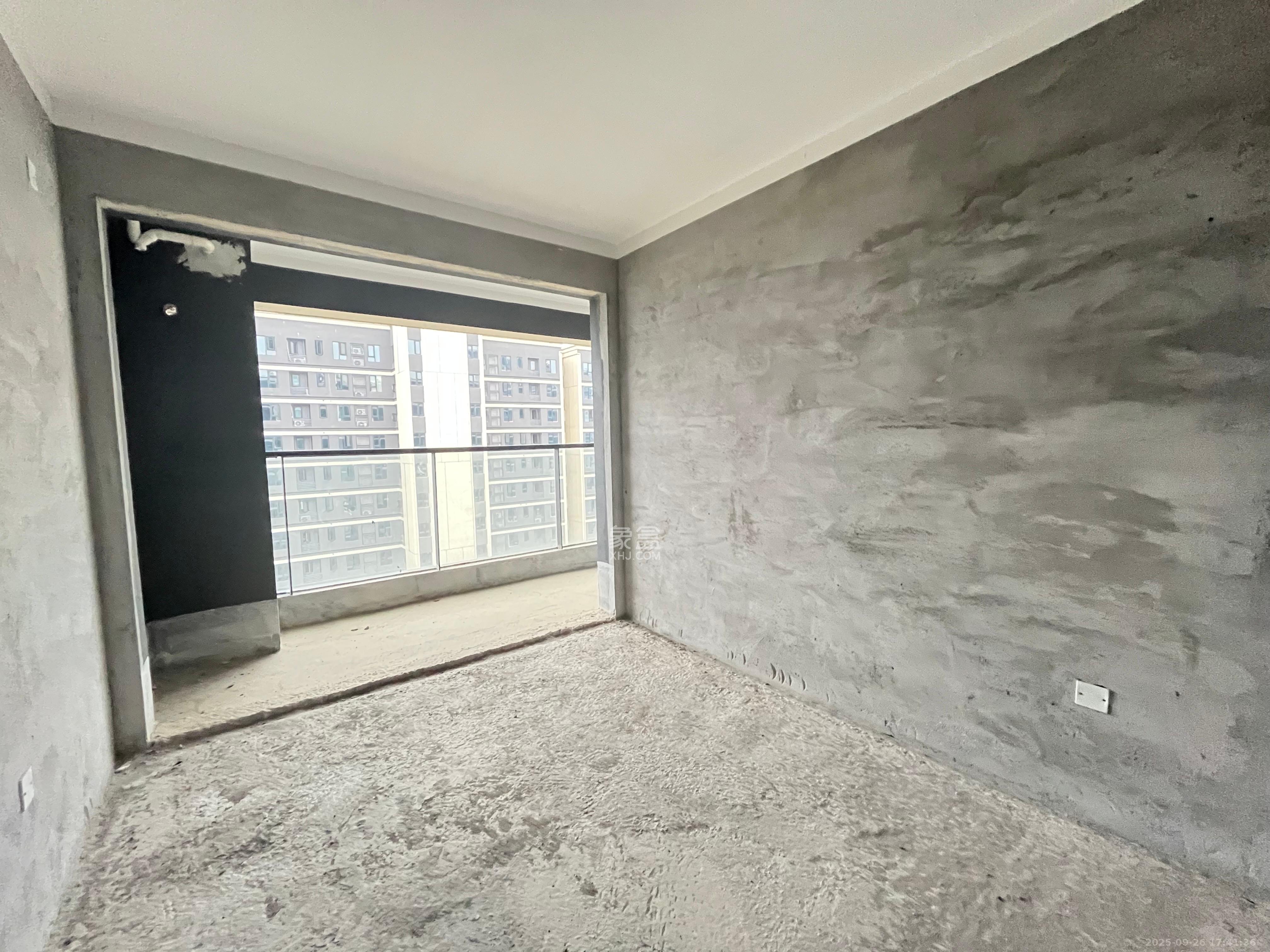 融创会展上东区  4室2厅2卫    900.0元/月室内图