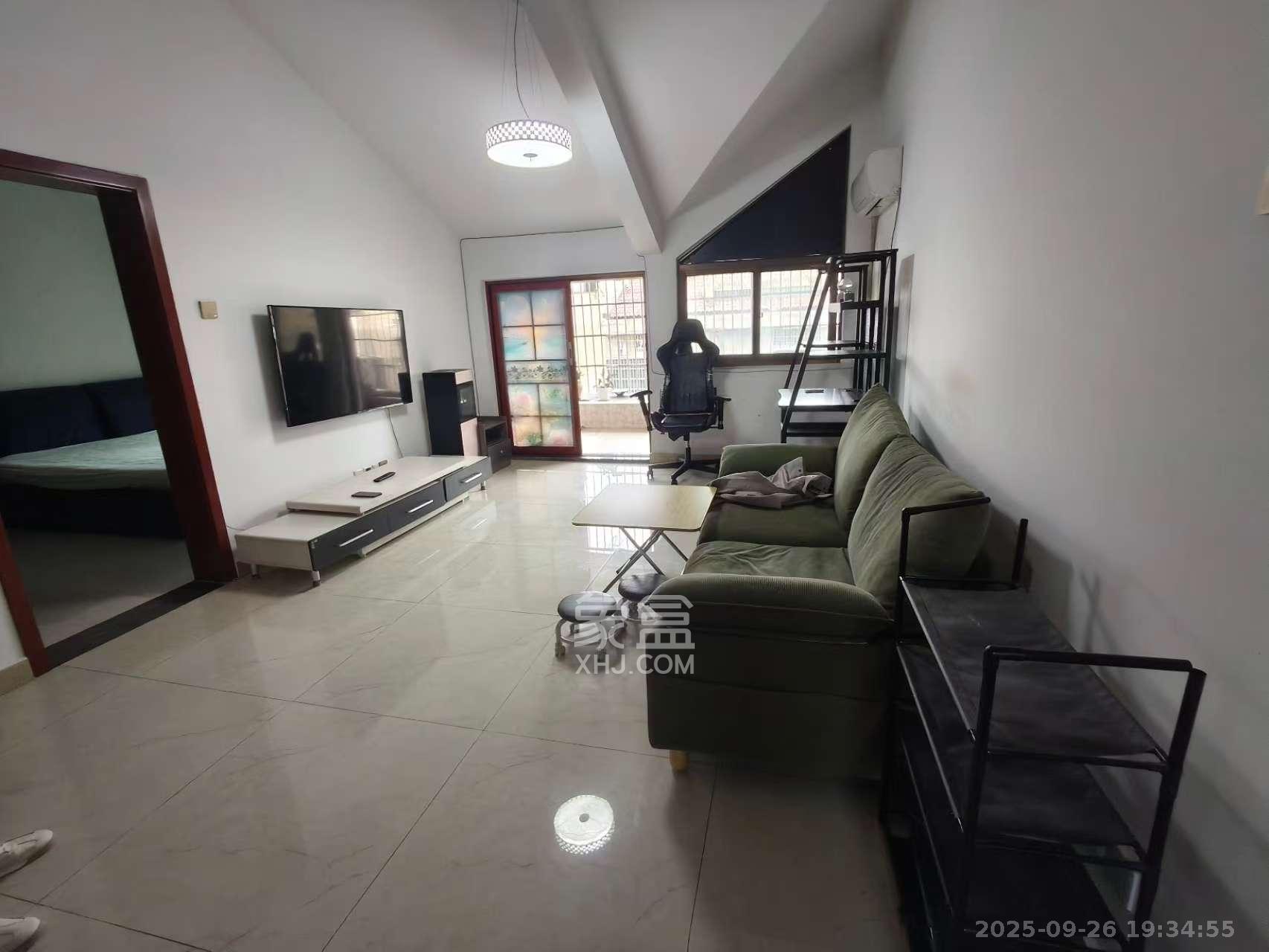 高桥社区高福星小区 2室1厅1卫 1500.0元/月 高桥社区高福星小区 2室1厅1卫 1500.0元/月室内图