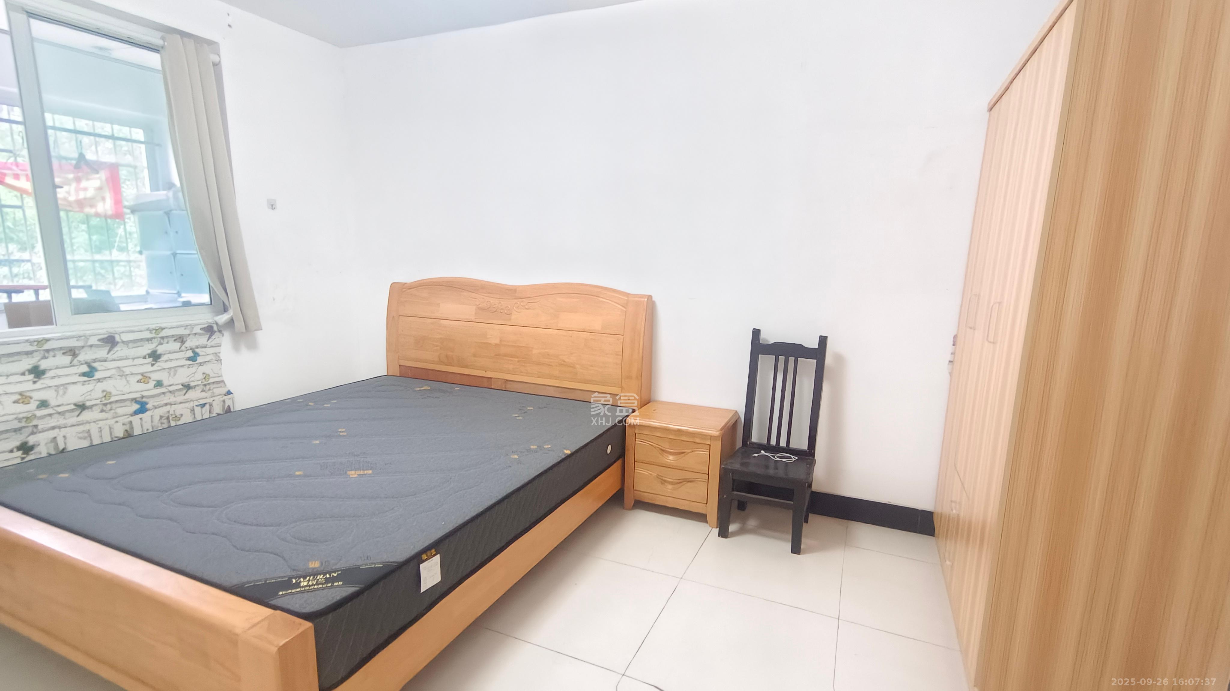 金霞苑 2室1厅1卫 1400.0元/月 金霞苑 2室1厅1卫 1400.0元/月室内图