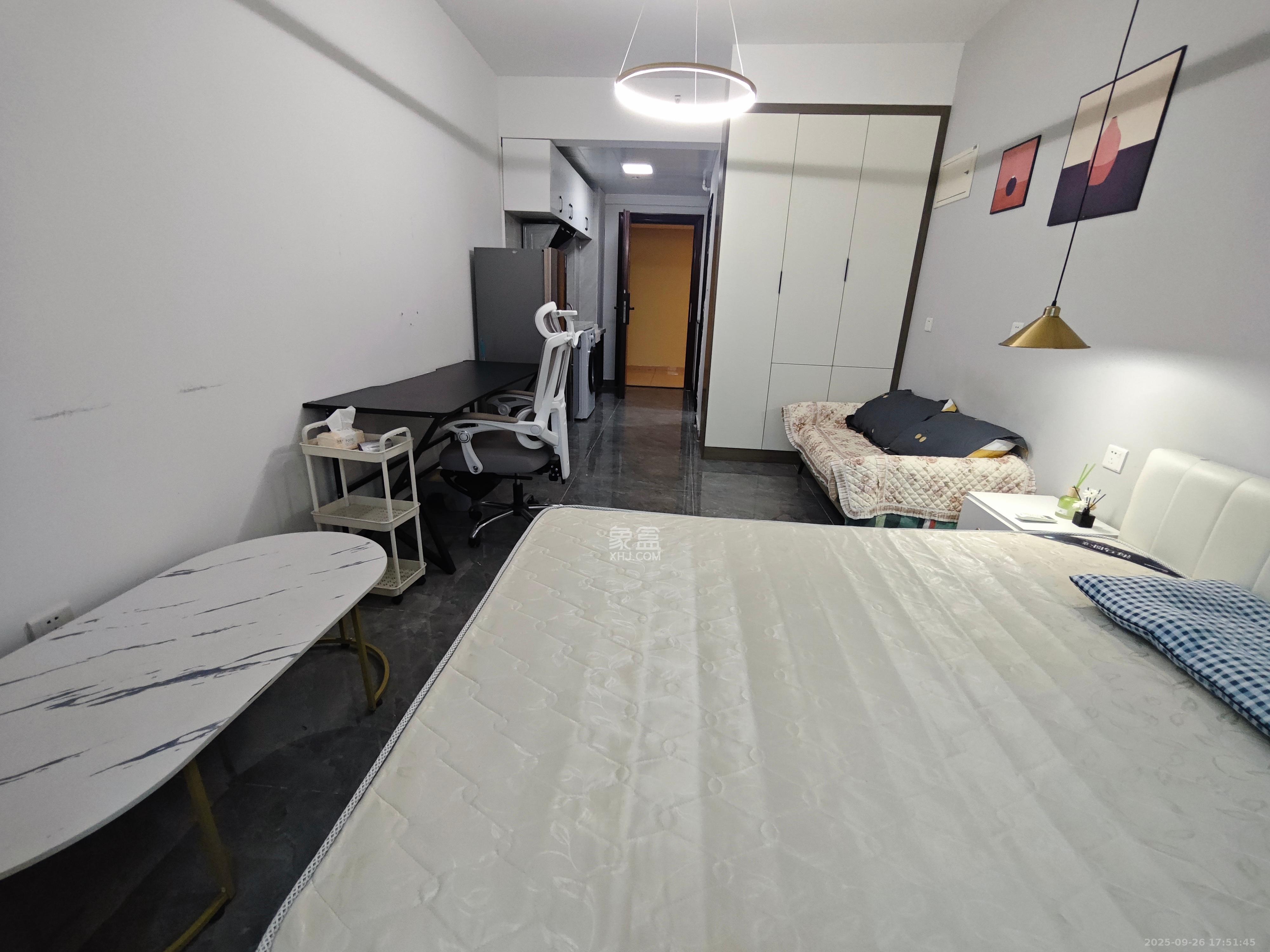 碧桂园城市之光  1室1厅1卫    1550.0元/月室内图