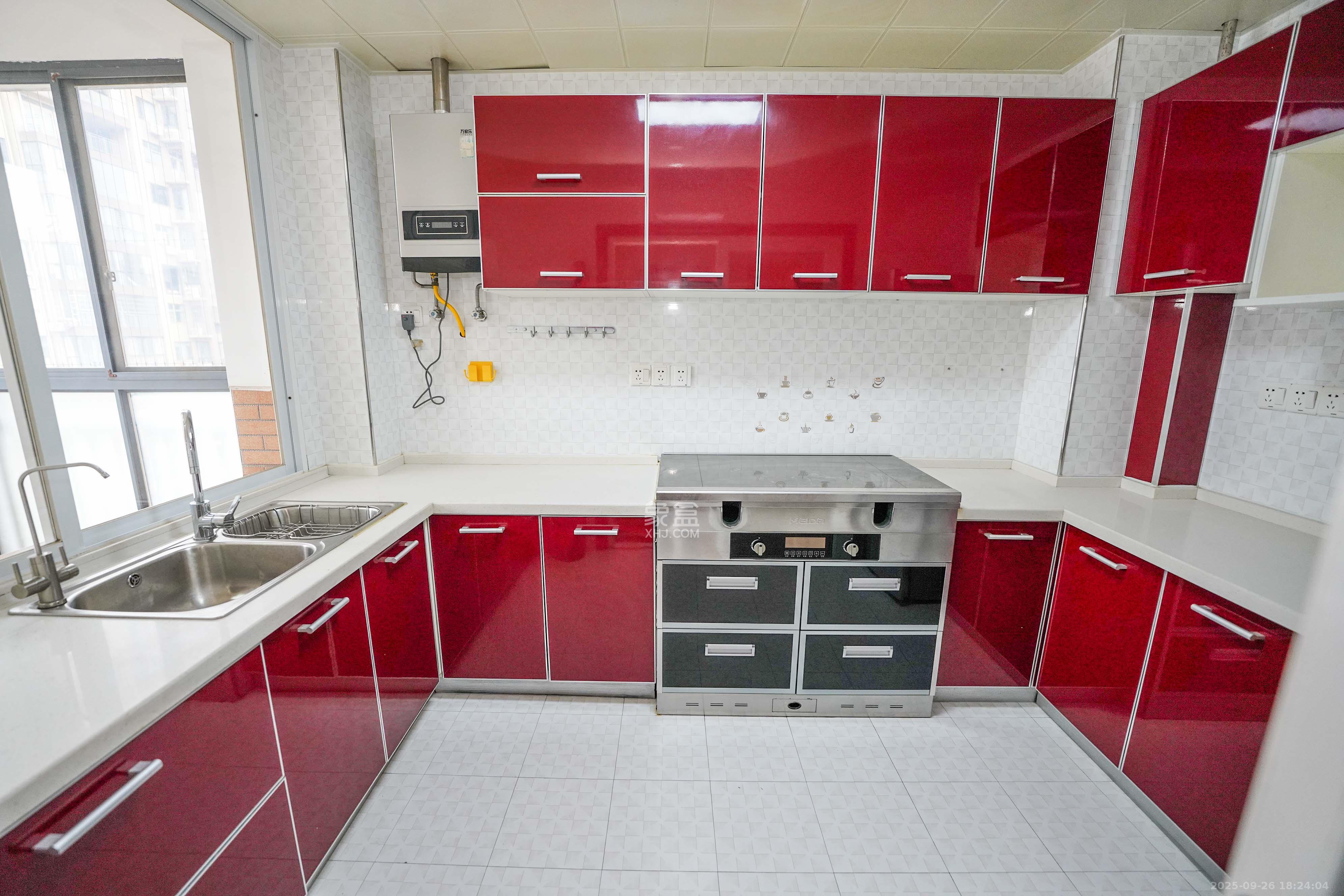 嘉华城(一期) 4室2厅2卫 175.0万 嘉华城(一期) 4室2厅2卫 175.0万其他