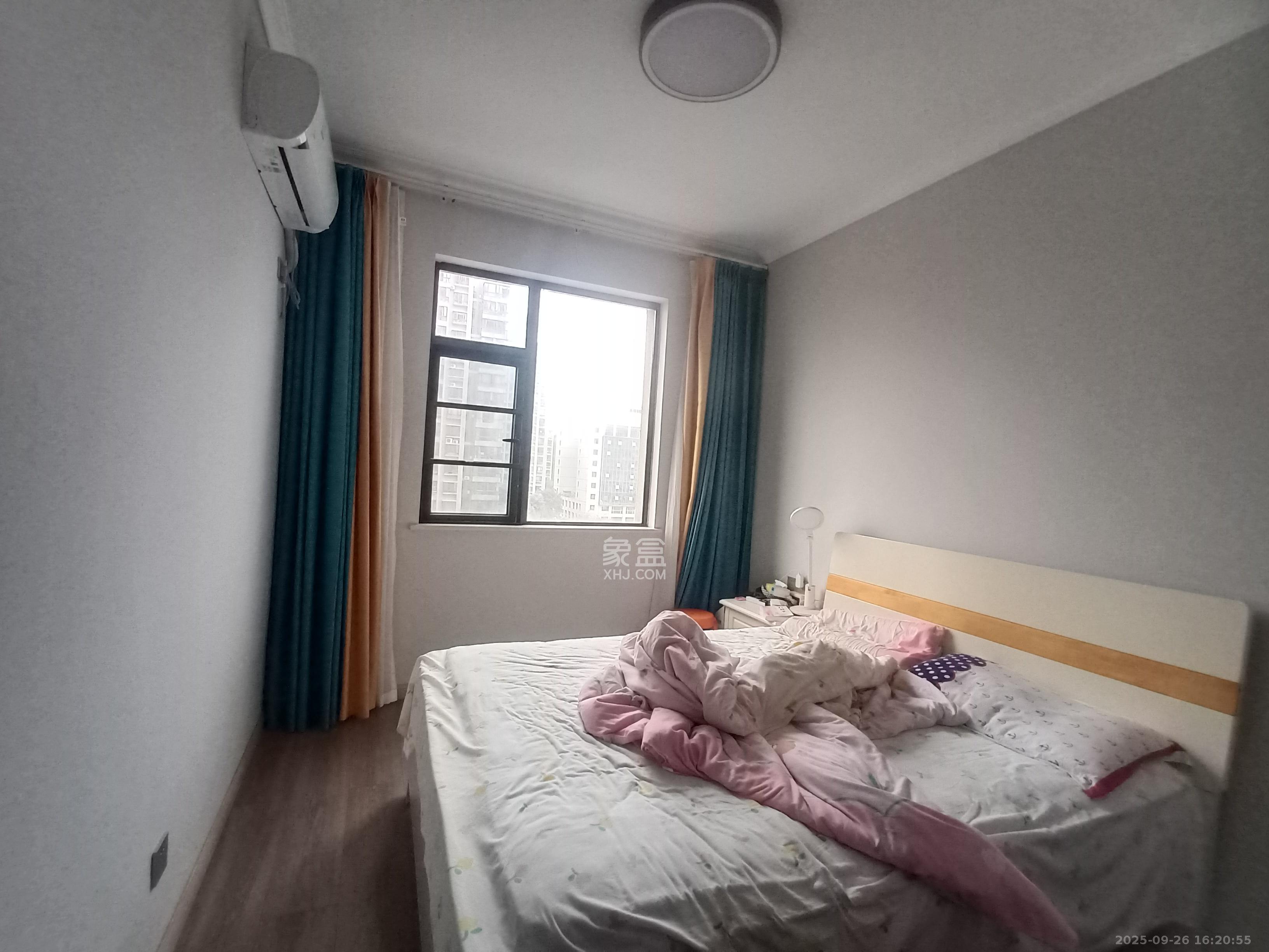 阳光丽城一期  4室2厅2卫    4500.0元/月室内图