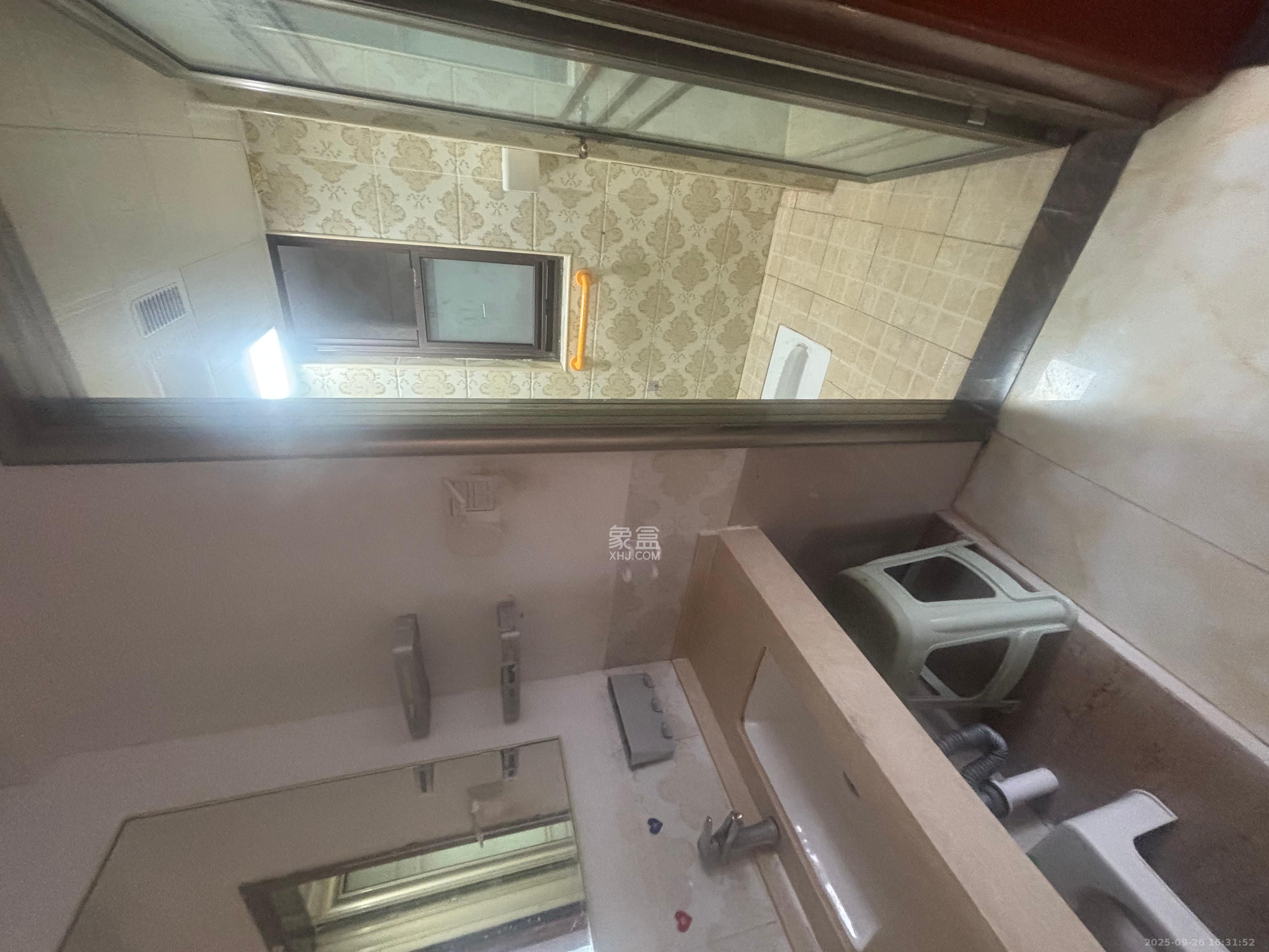 华润橡树湾 3室2厅1卫 1800.0元/月 华润橡树湾 3室2厅1卫 1800.0元/月室内图