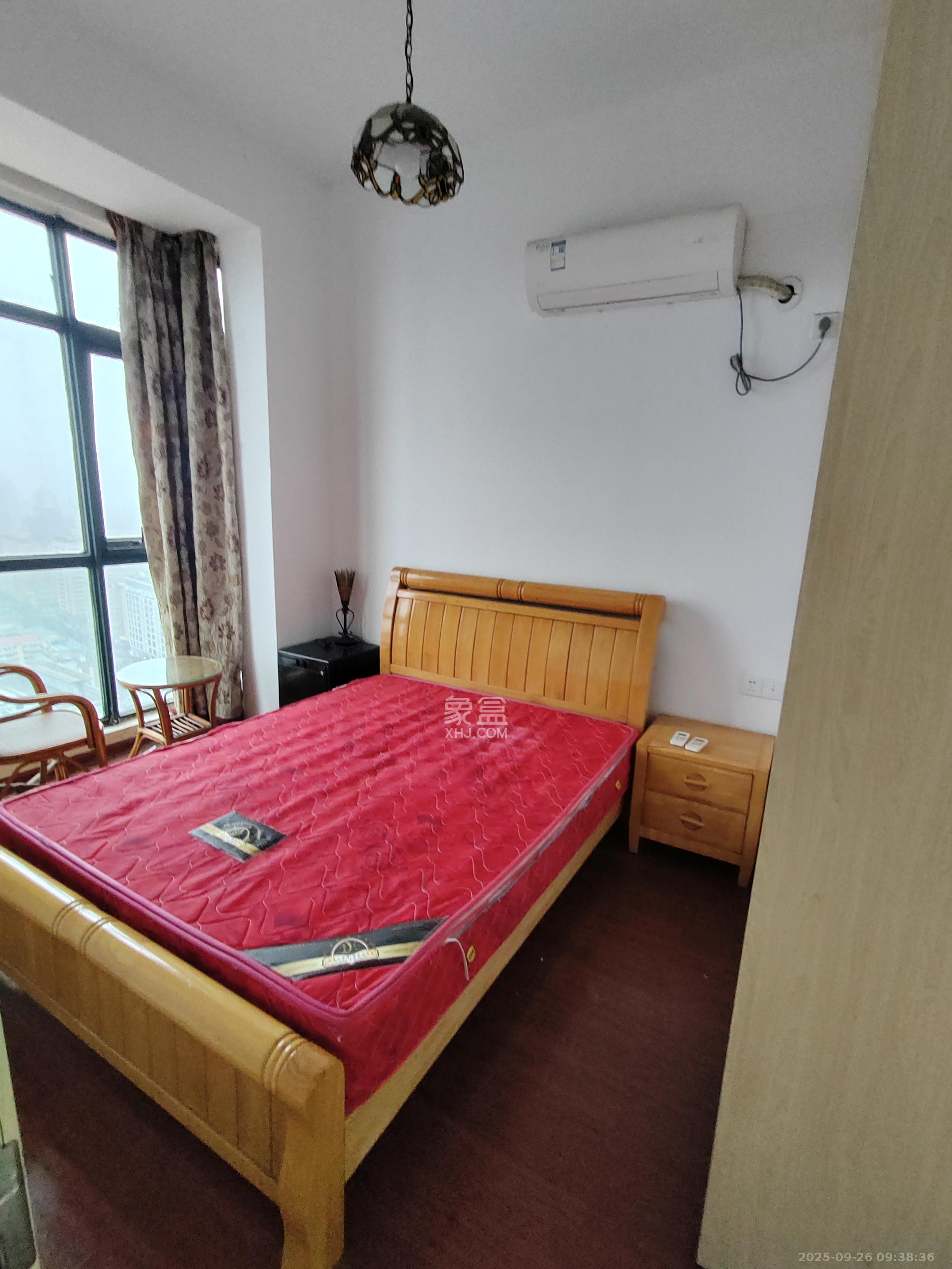 中天广场 1室1厅1卫 2200.0元/月 中天广场 1室1厅1卫 2200.0元/月室内图