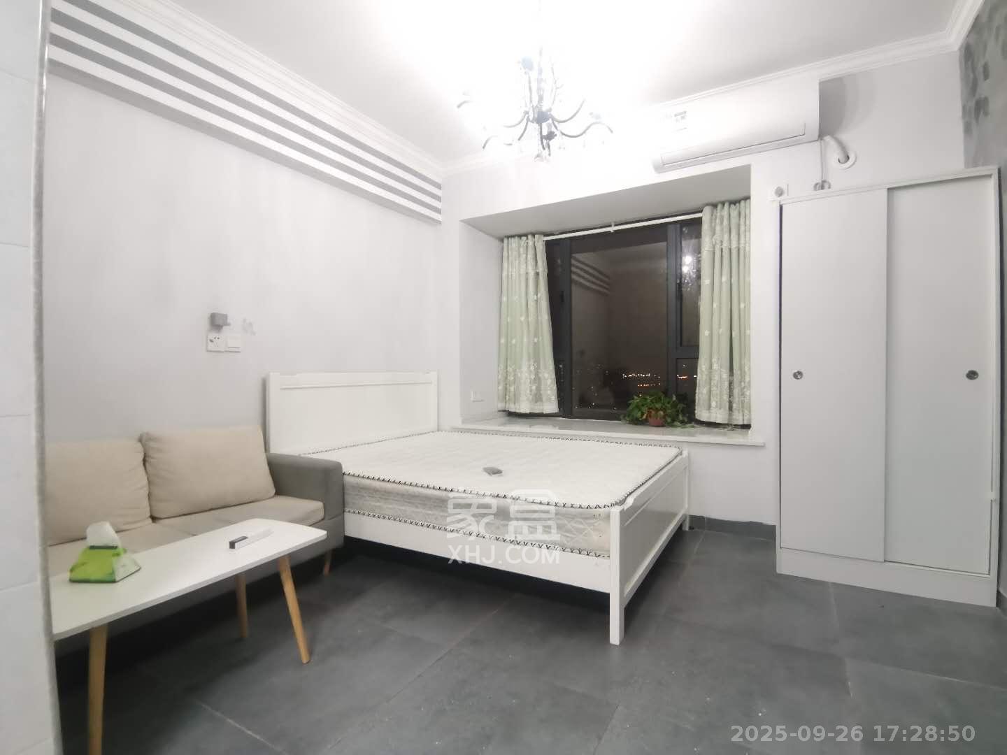 好莱城(弘德西街)  1室1厅1卫    1000.0元/月 好莱城(弘德西街)  1室1厅1卫    1000.0元/月室内图1