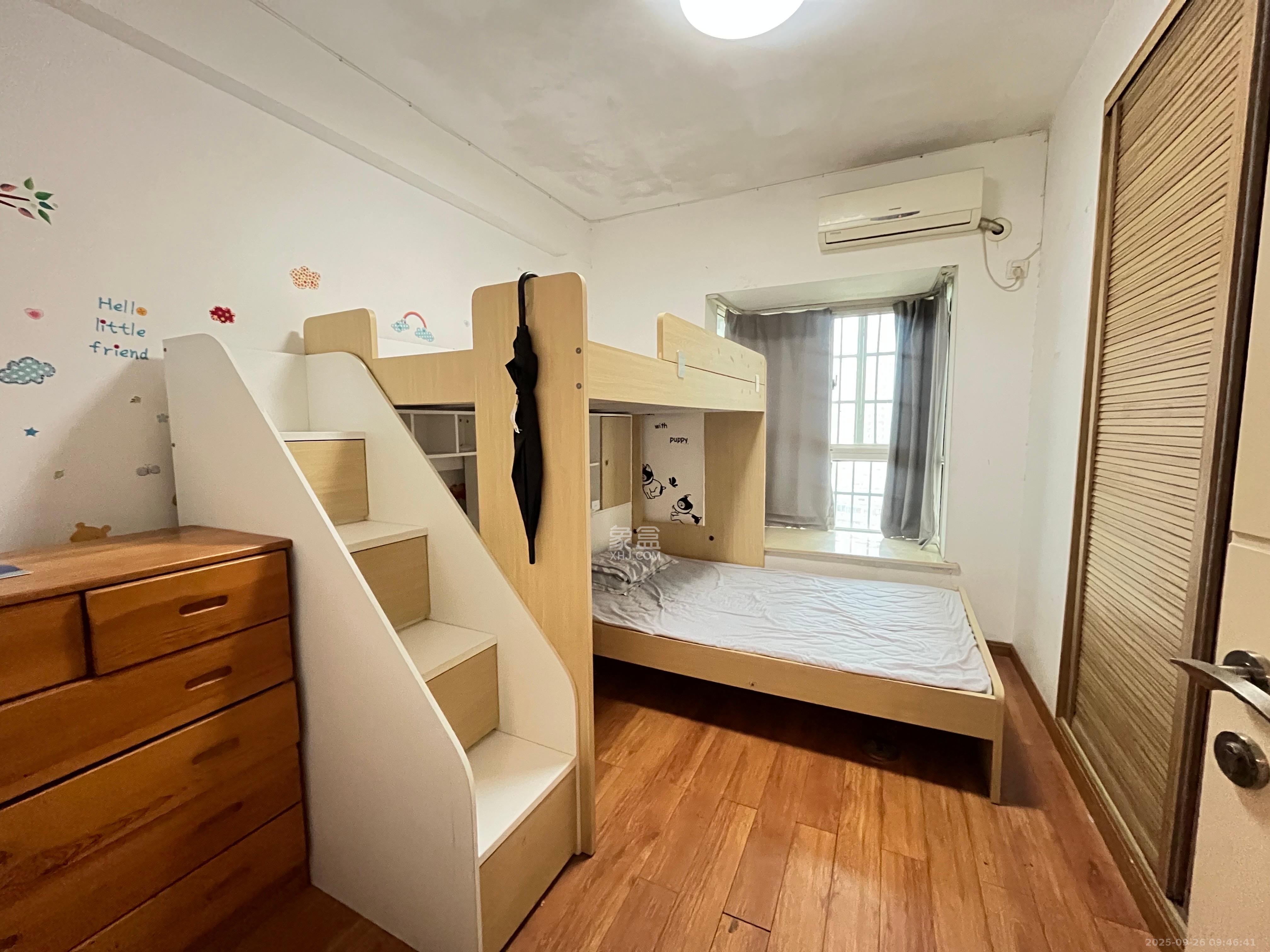 格林星城 4室2厅2卫 2500.0元/月 格林星城 4室2厅2卫 2500.0元/月室内图