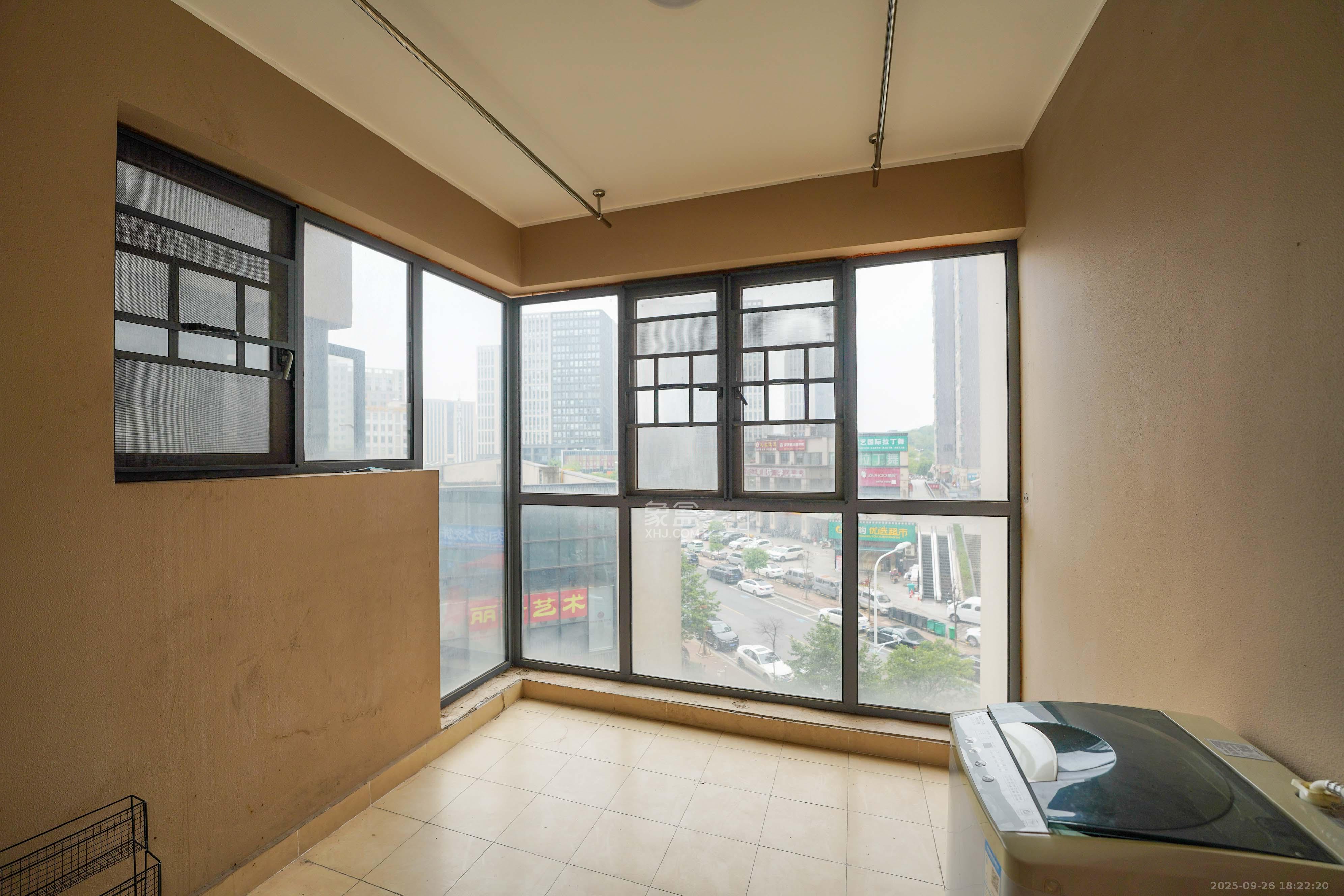 汇金城/嘉华城（二期、三期）  3室2厅2卫    110.0万其他