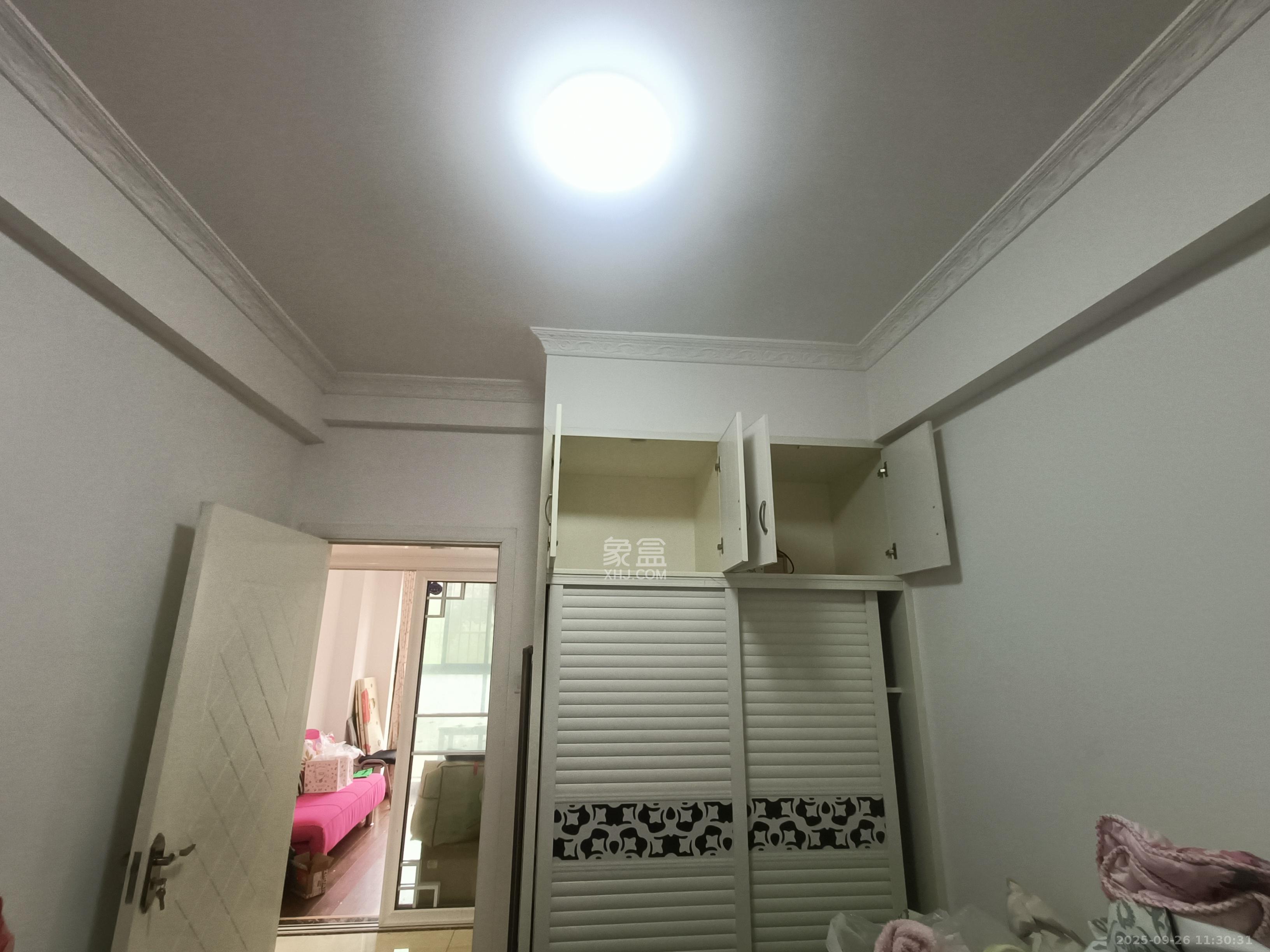 泰禹云开壹品  3室2厅1卫    3000.0元/月室内图