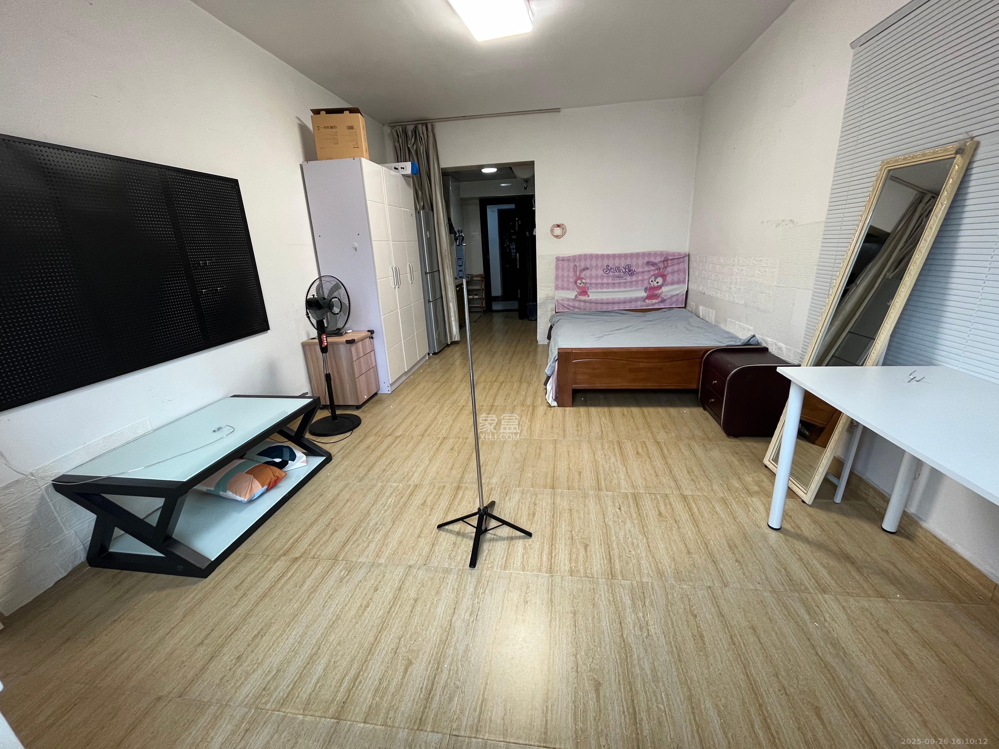 山水华景 1室1厅1卫 1300.00元/月 山水华景 1室1厅1卫 1300.00元/月室内图