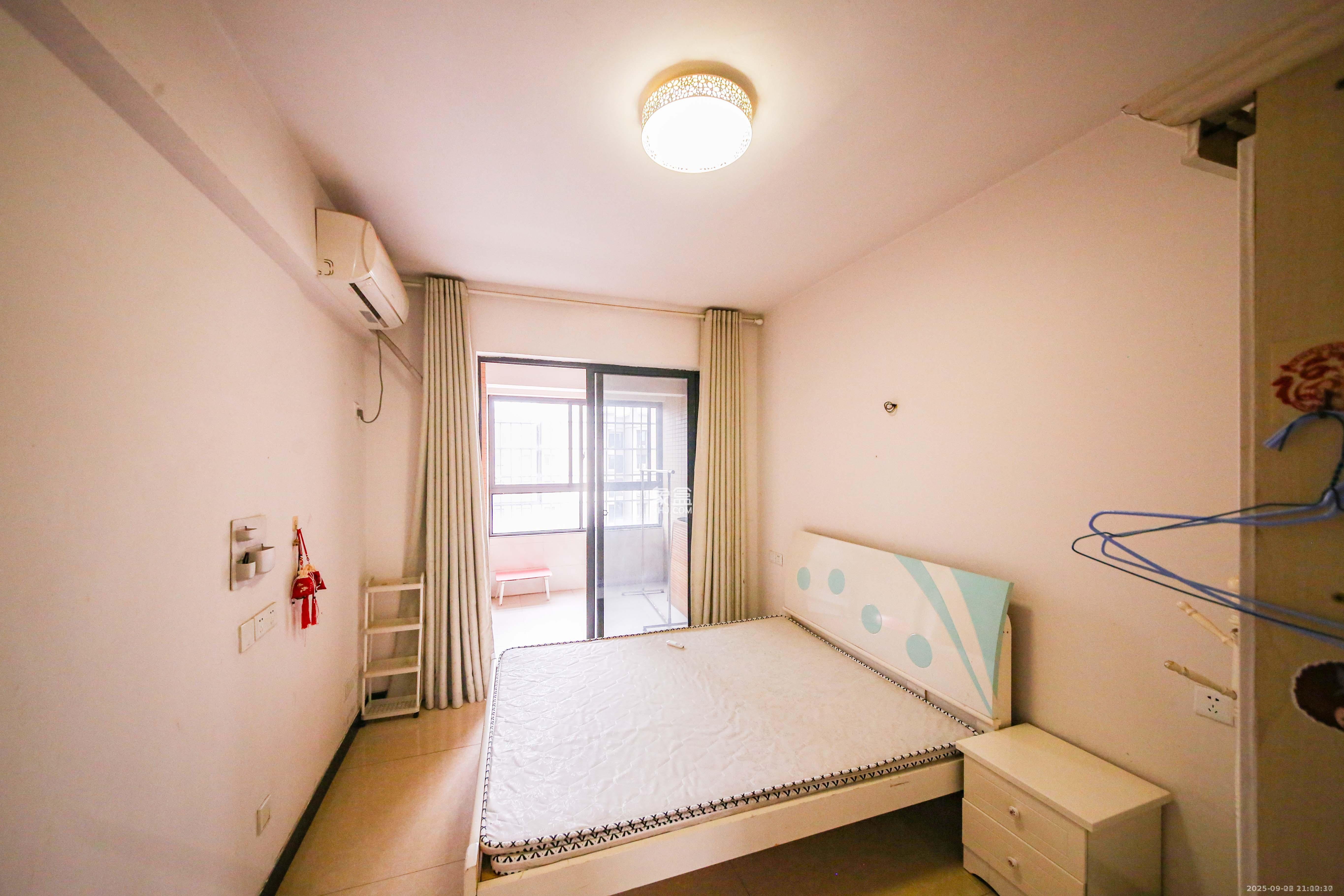 嘉福长安郡(融信澜悦、嘉福好美家园) 3室2厅1卫 2100.0元/月 嘉福长安郡(融信澜悦、嘉福好美家园) 3室2厅1卫 2100.0元/月室内图