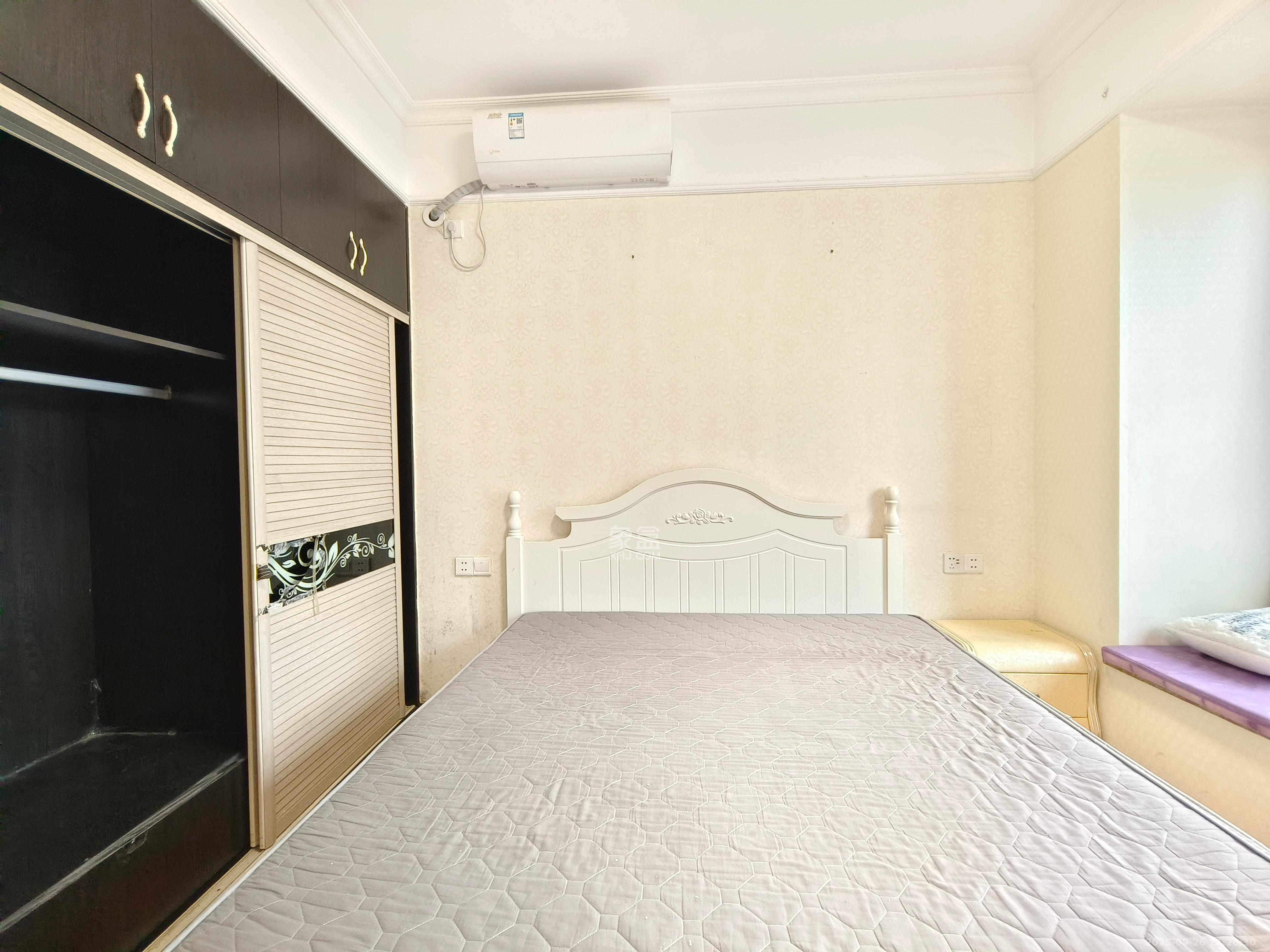 南山雍江汇(滨江国际新城) 2室1厅1卫 2900.0元/月 南山雍江汇(滨江国际新城) 2室1厅1卫 2900.0元/月室内图