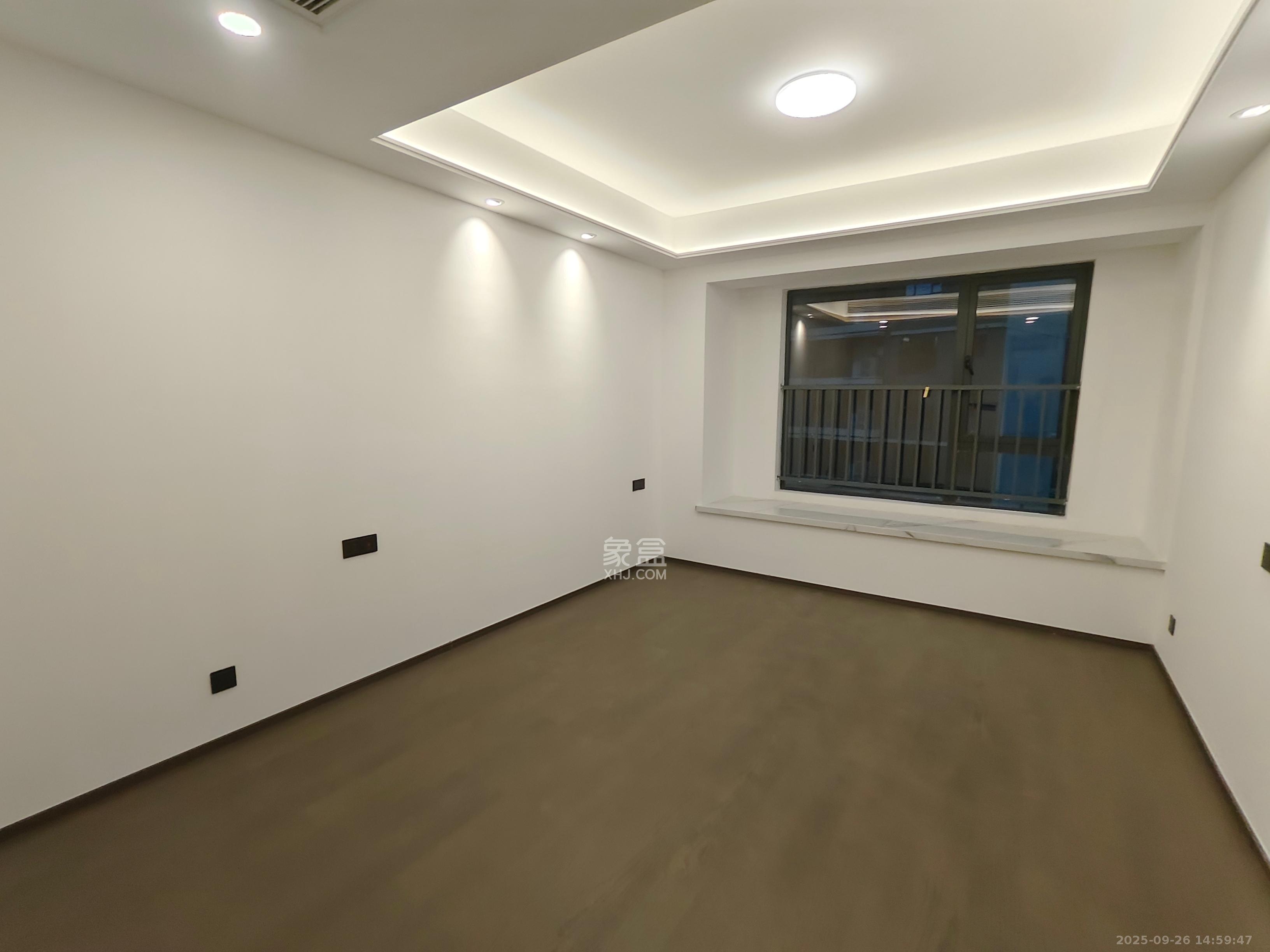 德奥上河城章  4室2厅2卫    3900.0元/月室内图