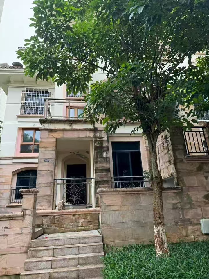 翡翠水城(住宅) 2室2厅2卫 157.69万 翡翠水城(住宅) 2室2厅2卫 157.69万小区图