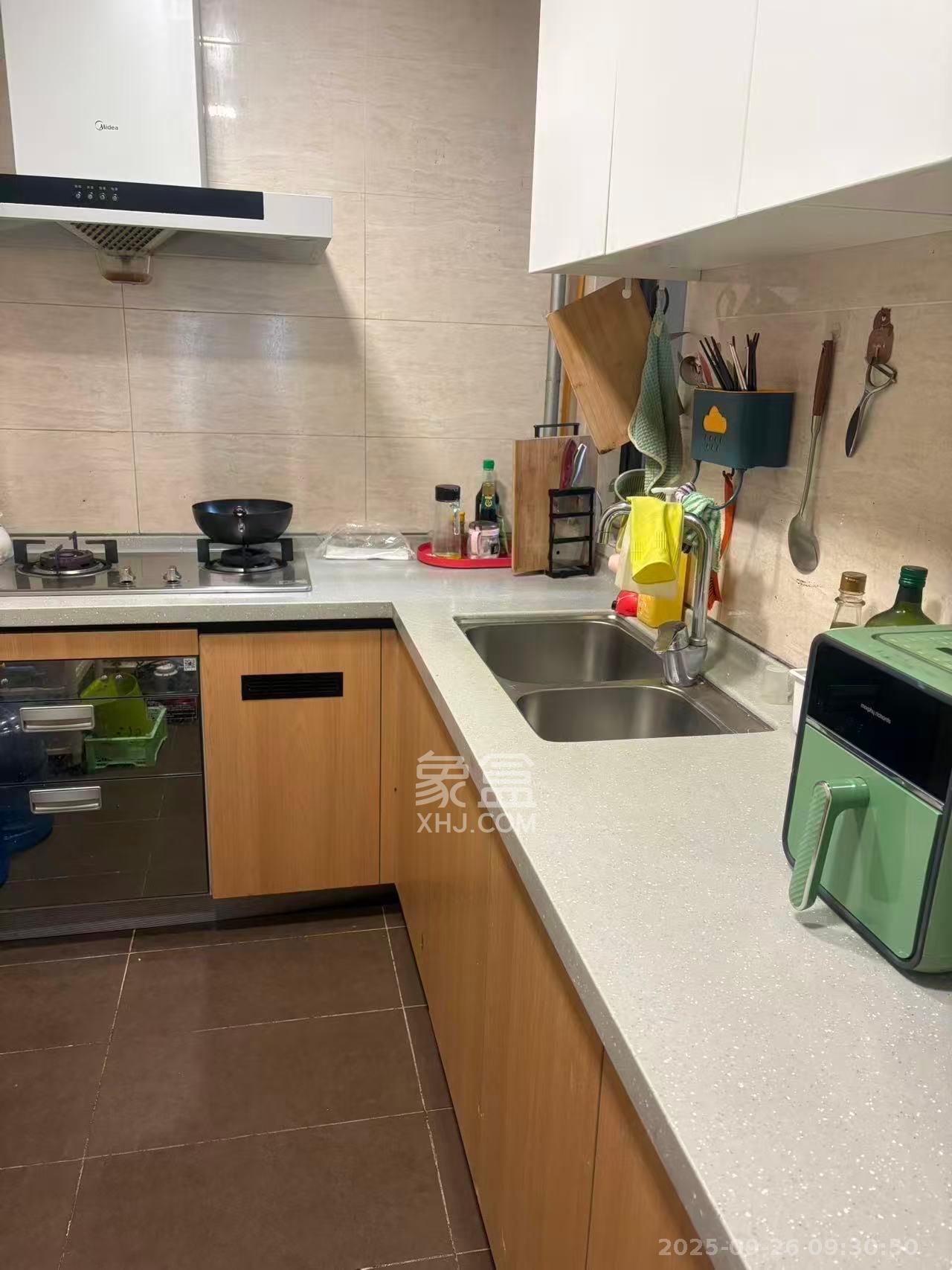 万科魅力之城非凡里 3室2厅1卫 2500.0元/月 万科魅力之城非凡里 3室2厅1卫 2500.0元/月室内图