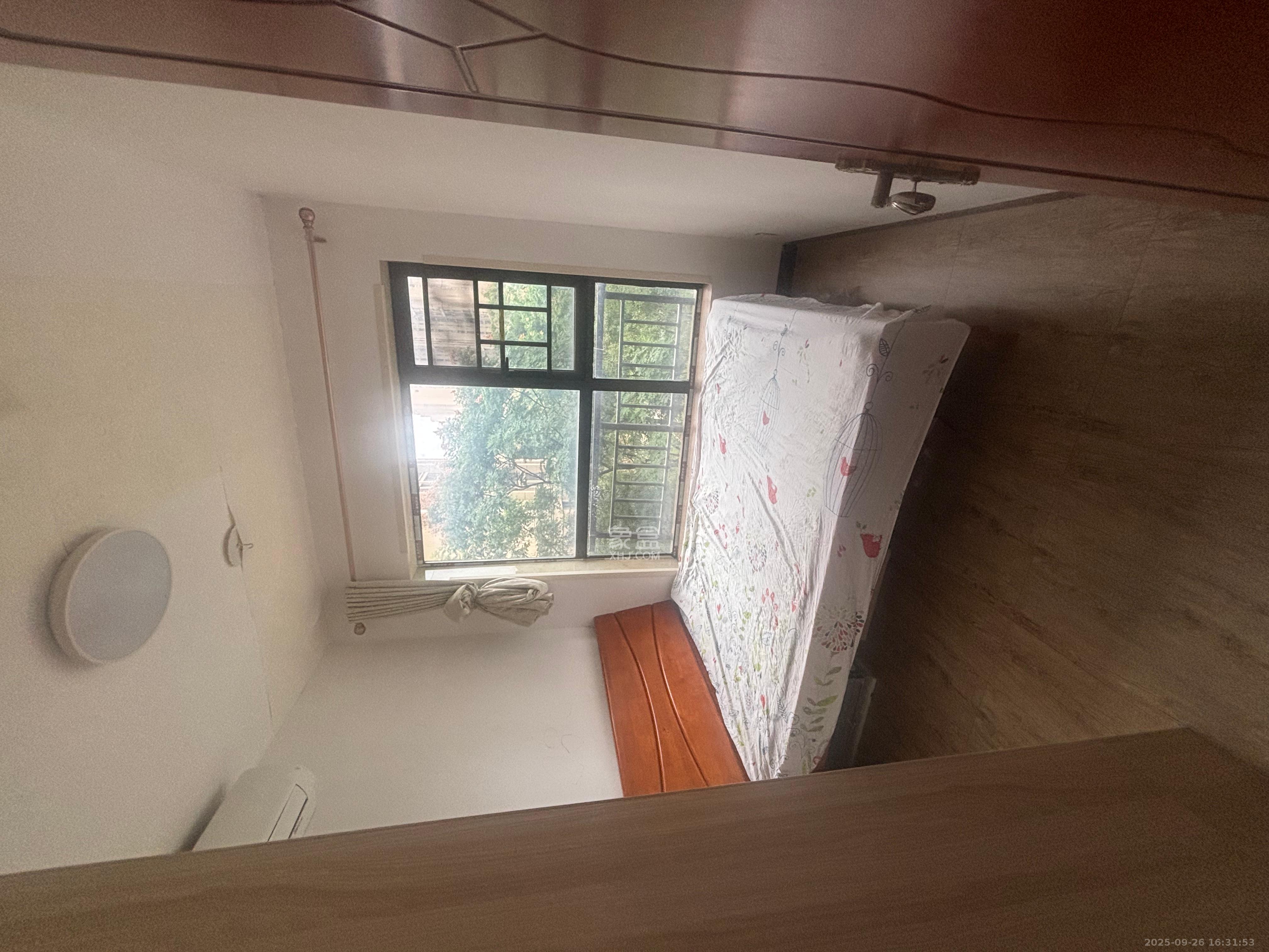 华润橡树湾 3室2厅1卫 1800.0元/月 华润橡树湾 3室2厅1卫 1800.0元/月室内图