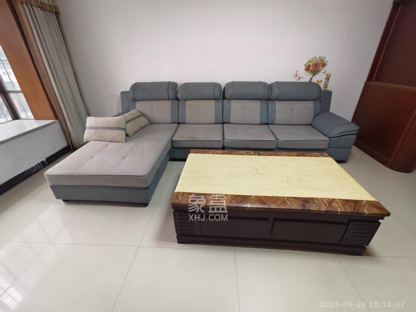 莲湖汽配城  3室2厅1卫    1800.0元/月室内图