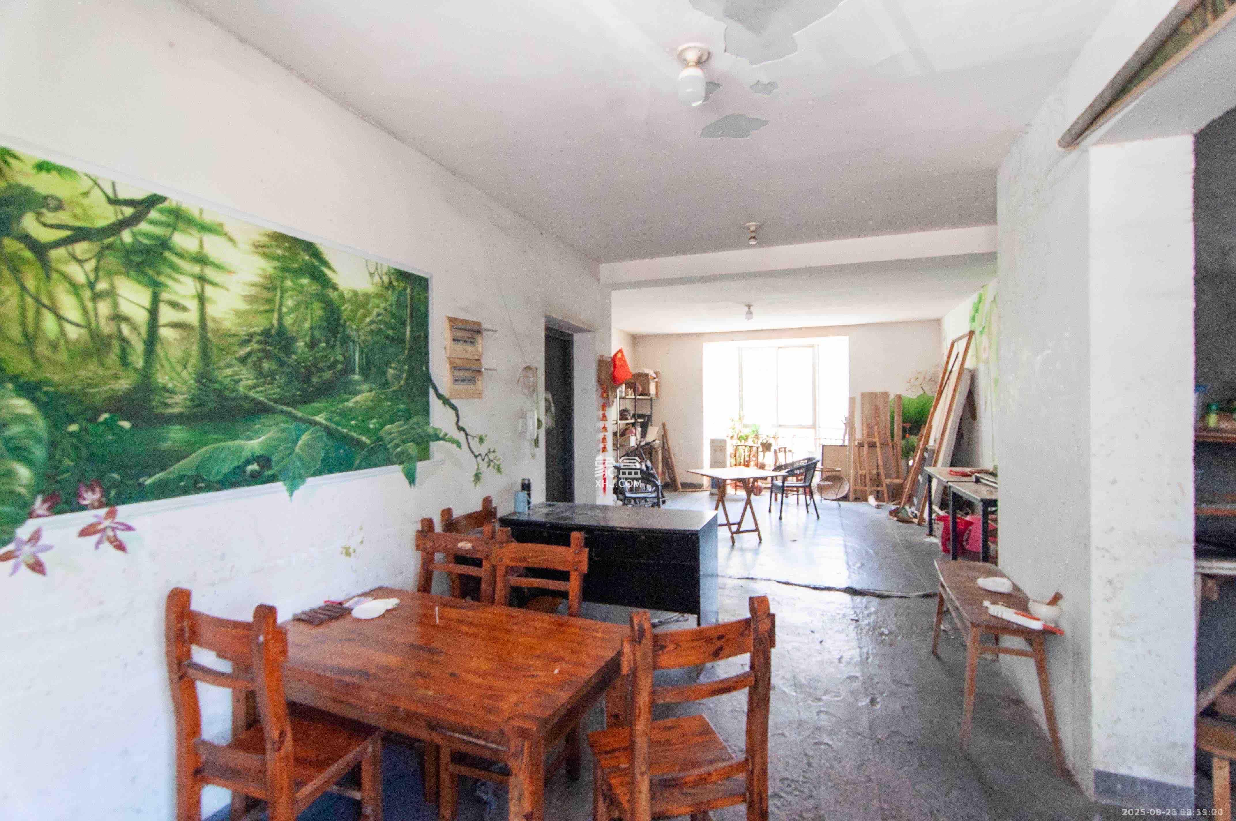 红叶山庄 3室2厅2卫 1550.0元/月 红叶山庄 3室2厅2卫 1550.0元/月室内图