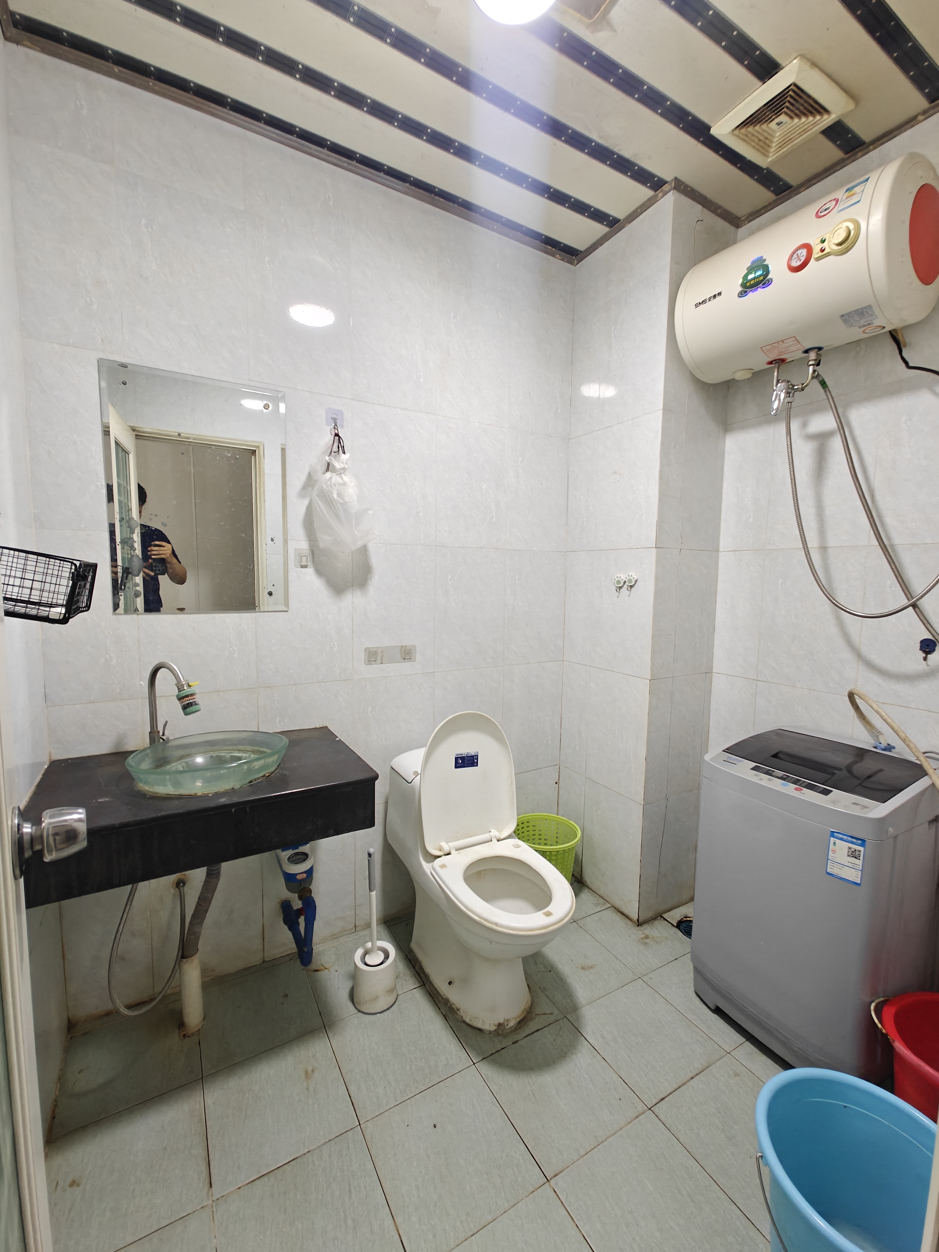 嘉茂大厦 1室0厅1卫 1000.0元/月 嘉茂大厦 1室0厅1卫 1000.0元/月室内图