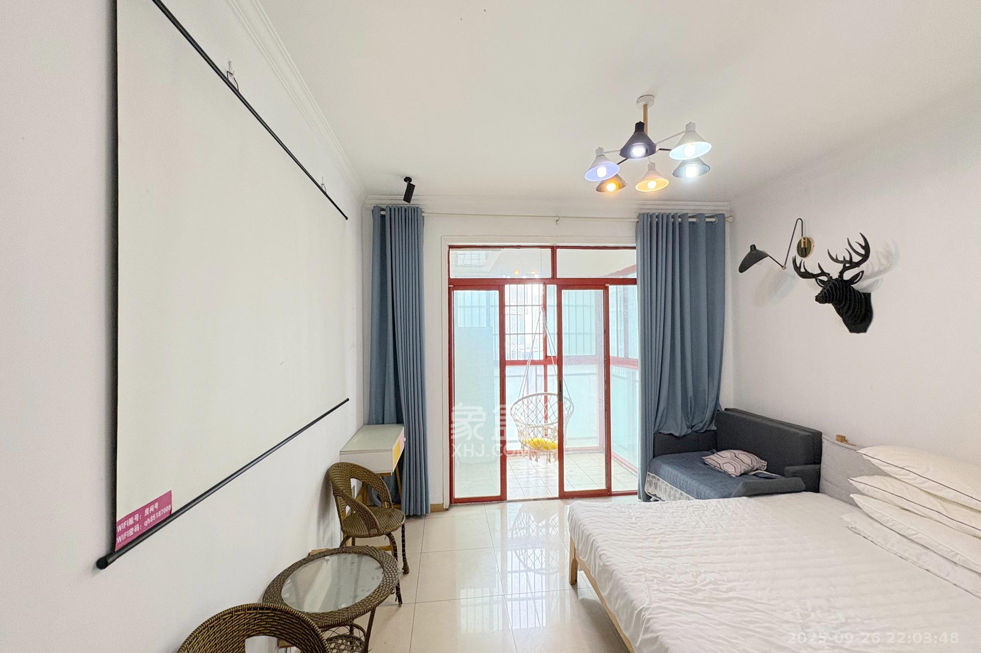 青和上座(上味舫大厦) 1室1厅1卫 32.0万 青和上座(上味舫大厦) 1室1厅1卫 32.0万客厅