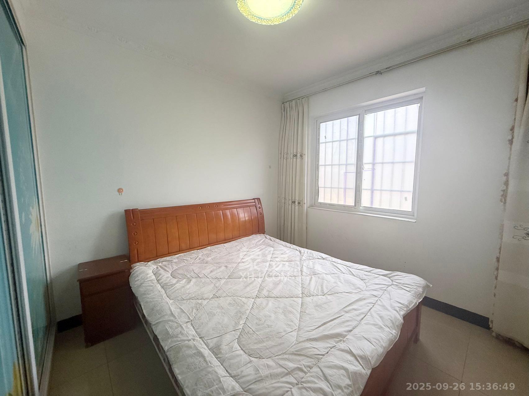 星城新宇莲景苑 1室2厅1卫 1800.00元/月 星城新宇莲景苑 1室2厅1卫 1800.00元/月室内图