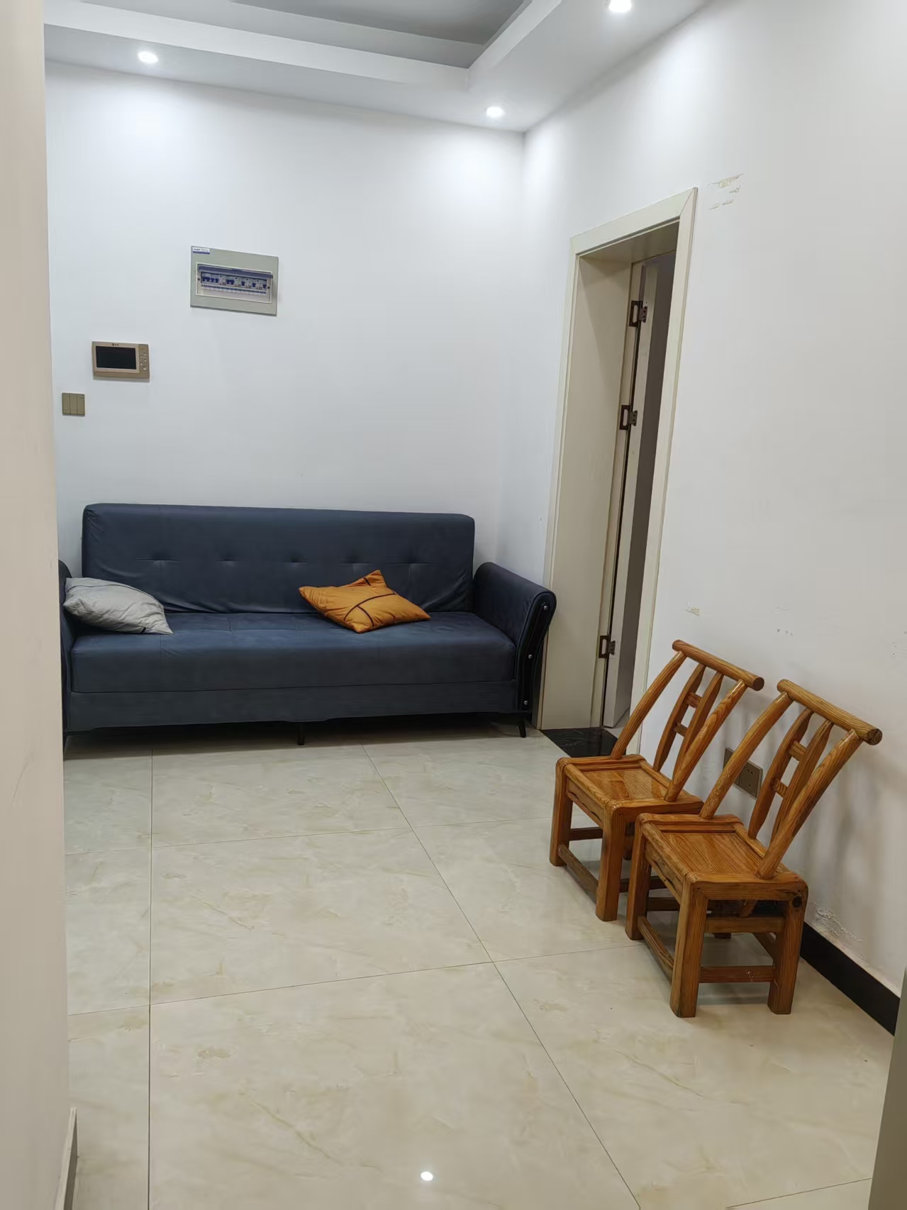 龙源华城 1室1厅1卫 1000.0元/月 龙源华城 1室1厅1卫 1000.0元/月室内图