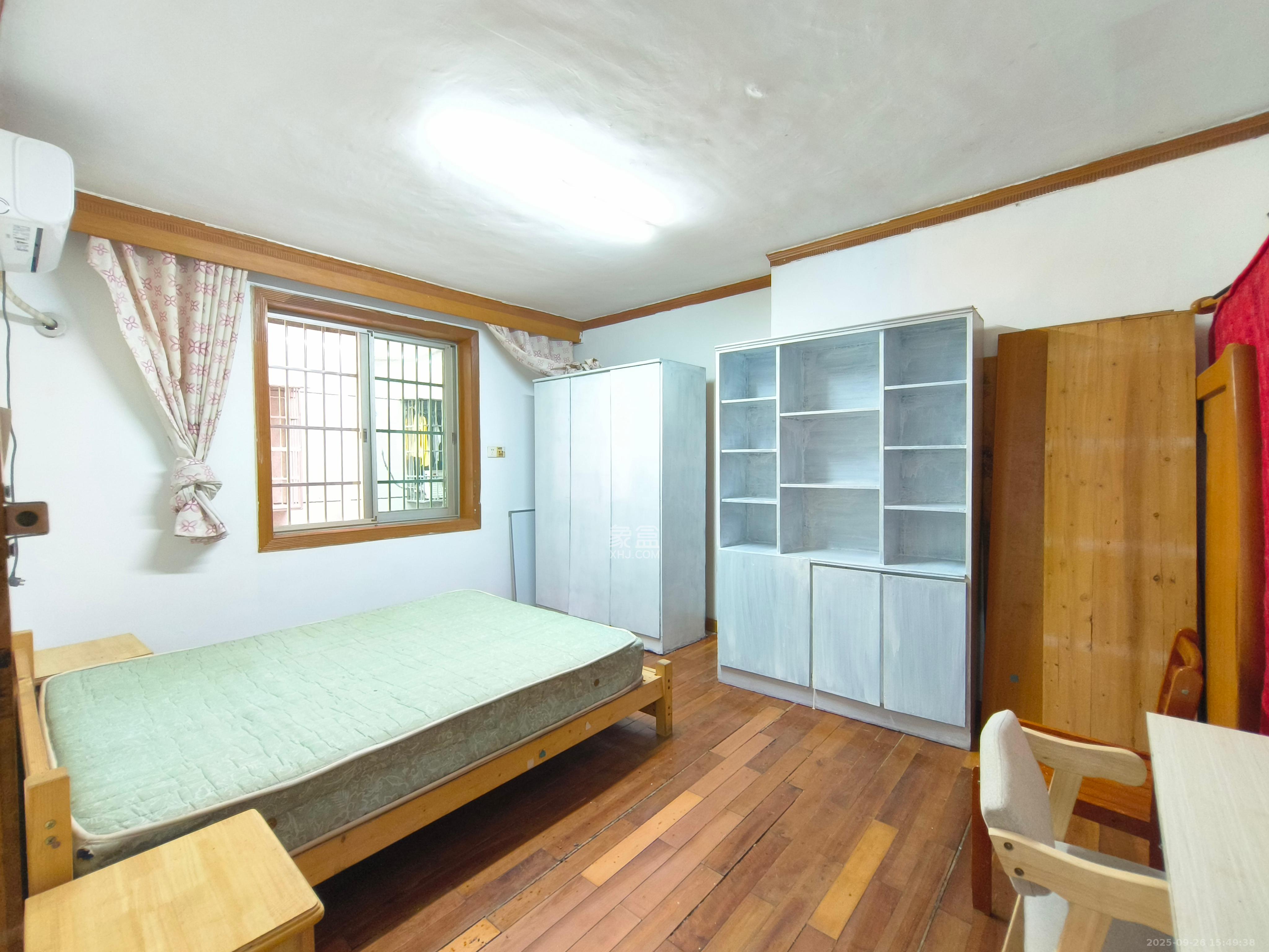 崇文里、崇圣里散盘 3室2厅1卫 2600.0元/月 崇文里、崇圣里散盘 3室2厅1卫 2600.0元/月室内图