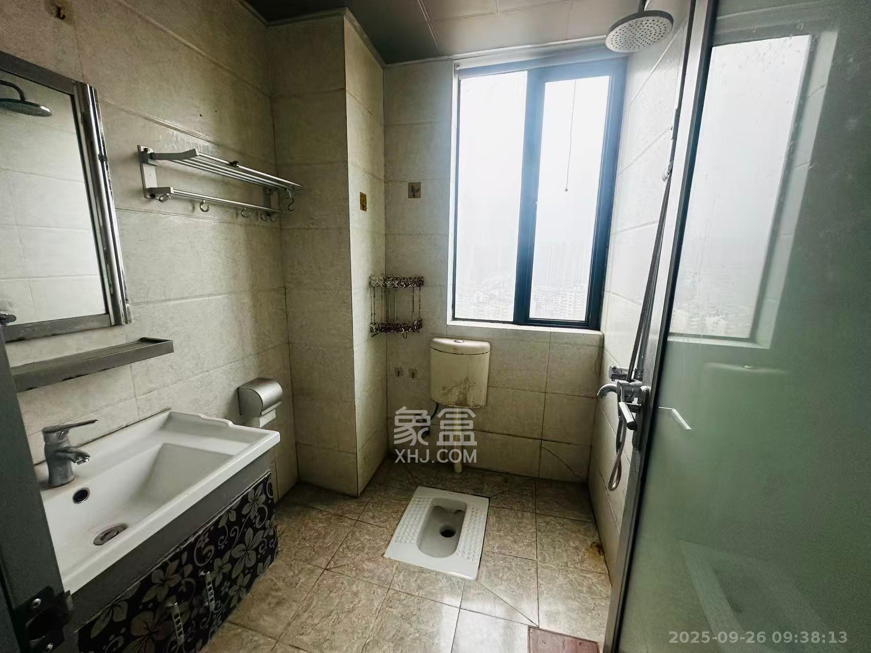 兴威帕克水岸 3室1厅1卫 2500.0元/月 兴威帕克水岸 3室1厅1卫 2500.0元/月室内图