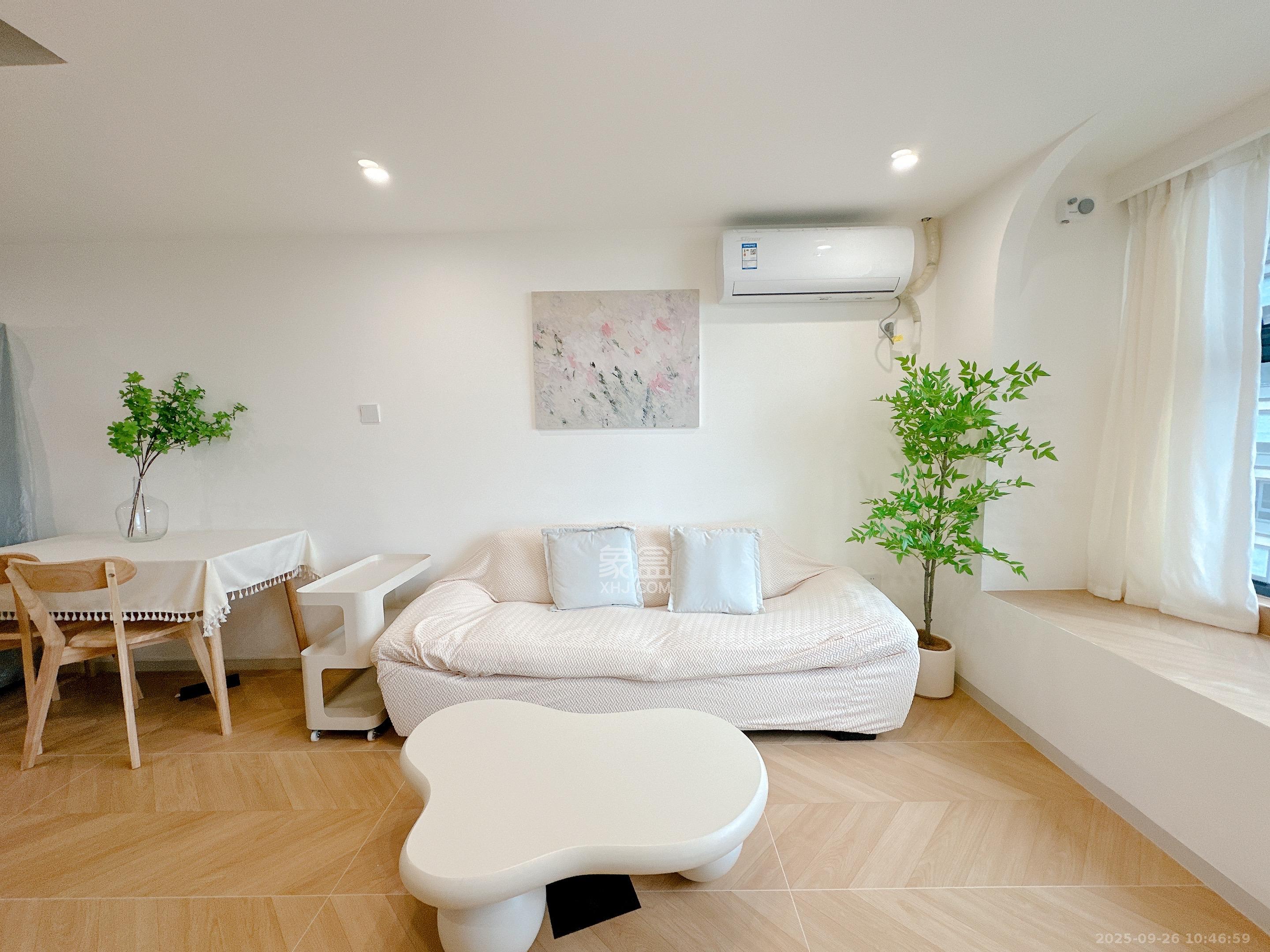 建发养云 1室0厅0卫 2700.0元/月 建发养云 1室0厅0卫 2700.0元/月室内图