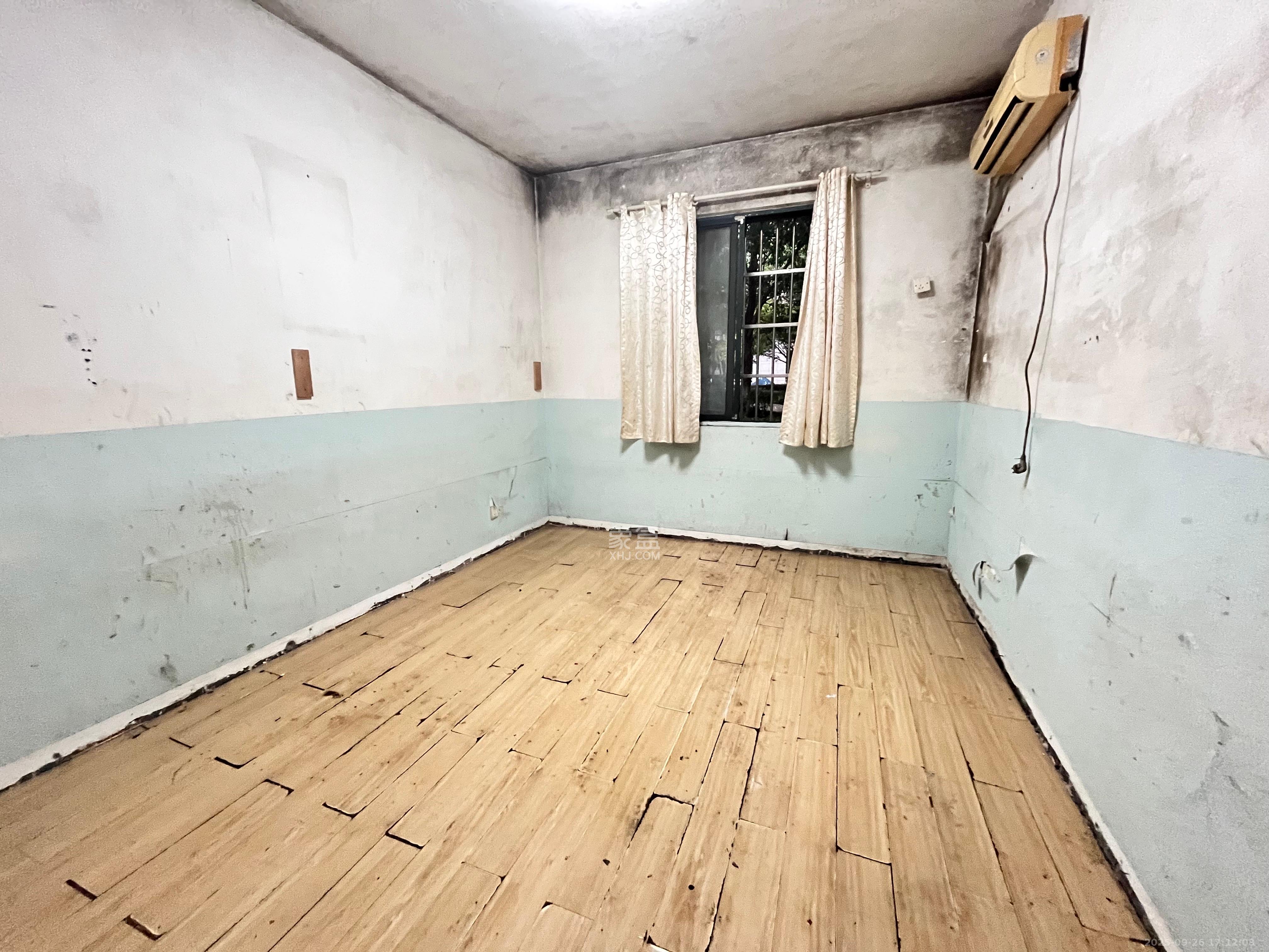 星城世家 4室2厅2卫 3000.0元/月 星城世家 4室2厅2卫 3000.0元/月室内图