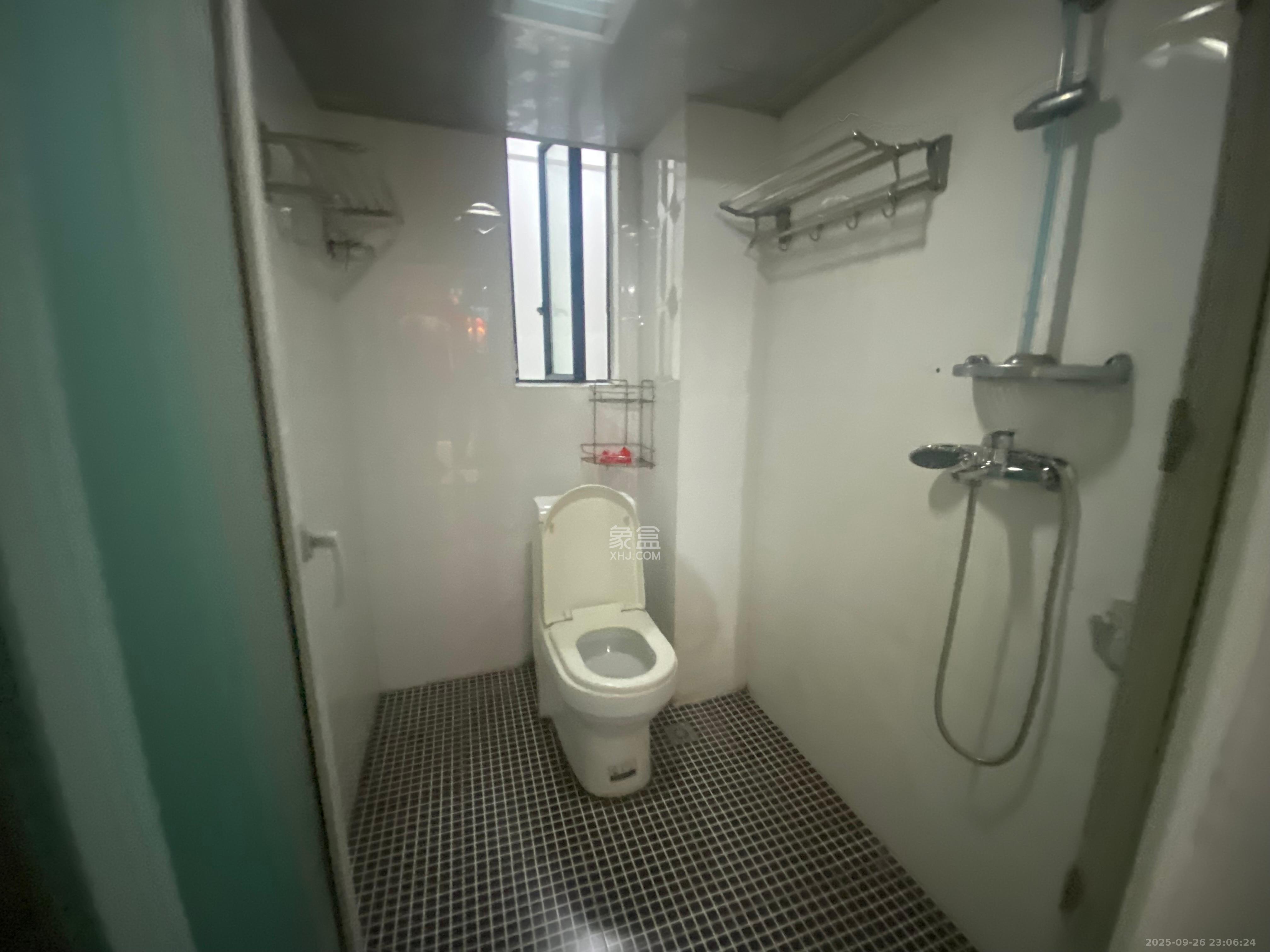 圭塘三小区  1室0厅0卫    1600.0元/月室内图