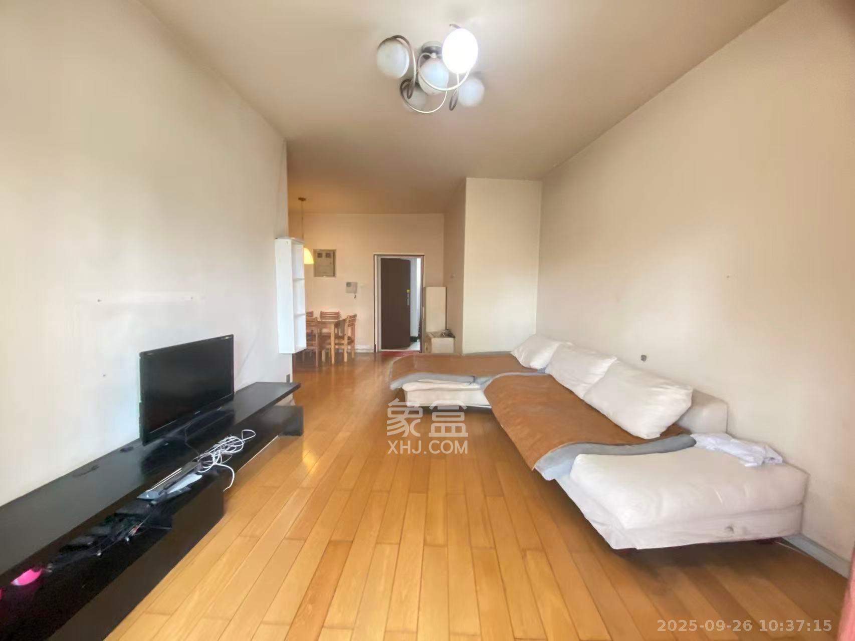 左岸春天 2室2厅1卫 2400.0元/月 左岸春天 2室2厅1卫 2400.0元/月室内图