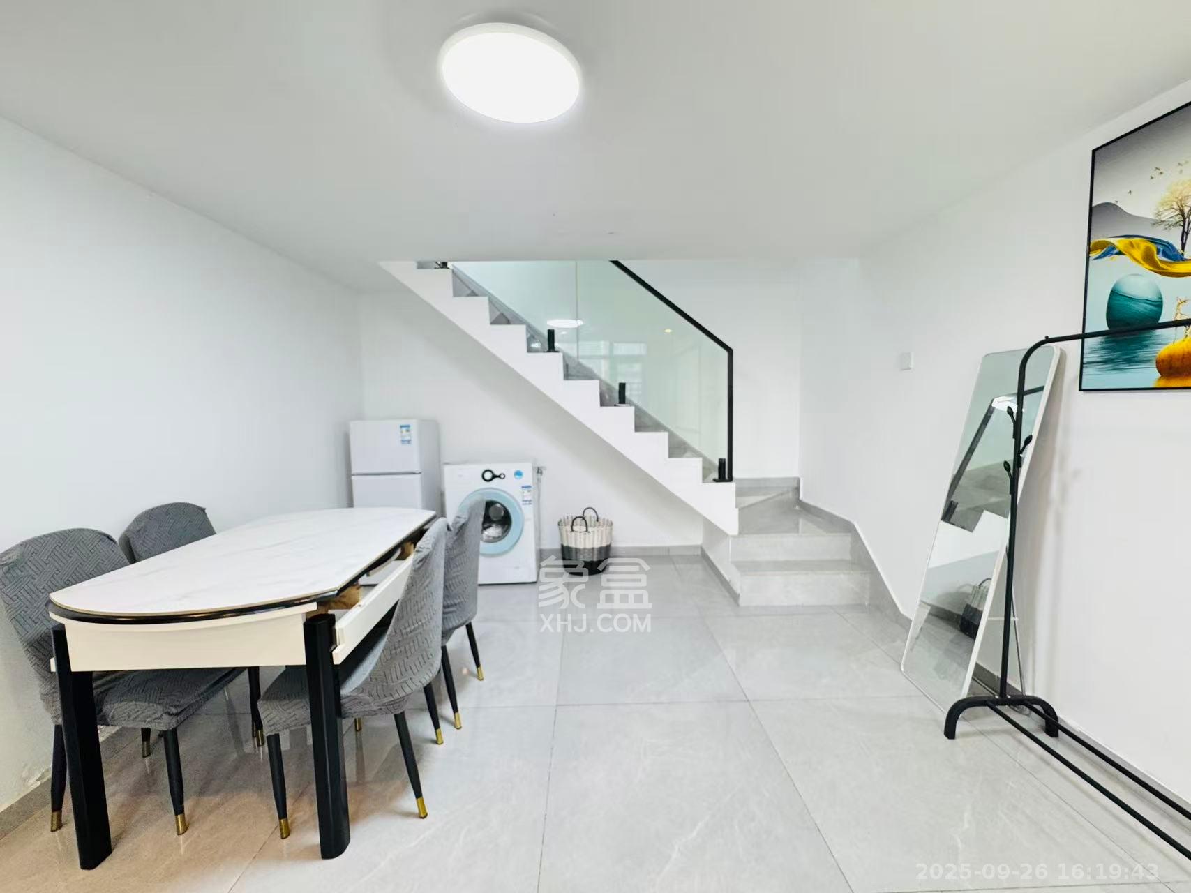 万科紫台 2室1厅1卫 2500.0元/月 万科紫台 2室1厅1卫 2500.0元/月室内图