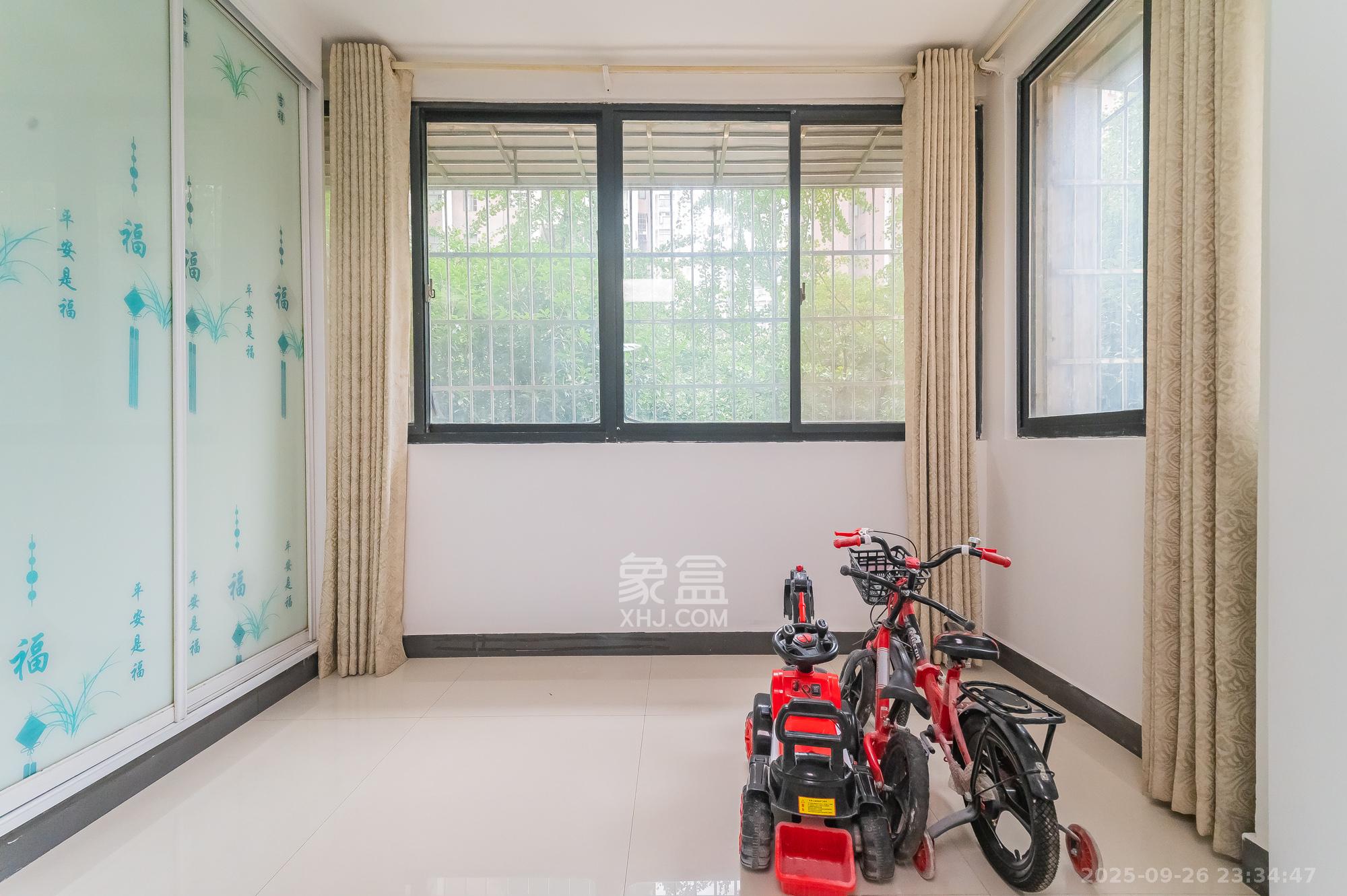 幸福里润城（幸福里二期）  2室2厅1卫    49.8万阳台