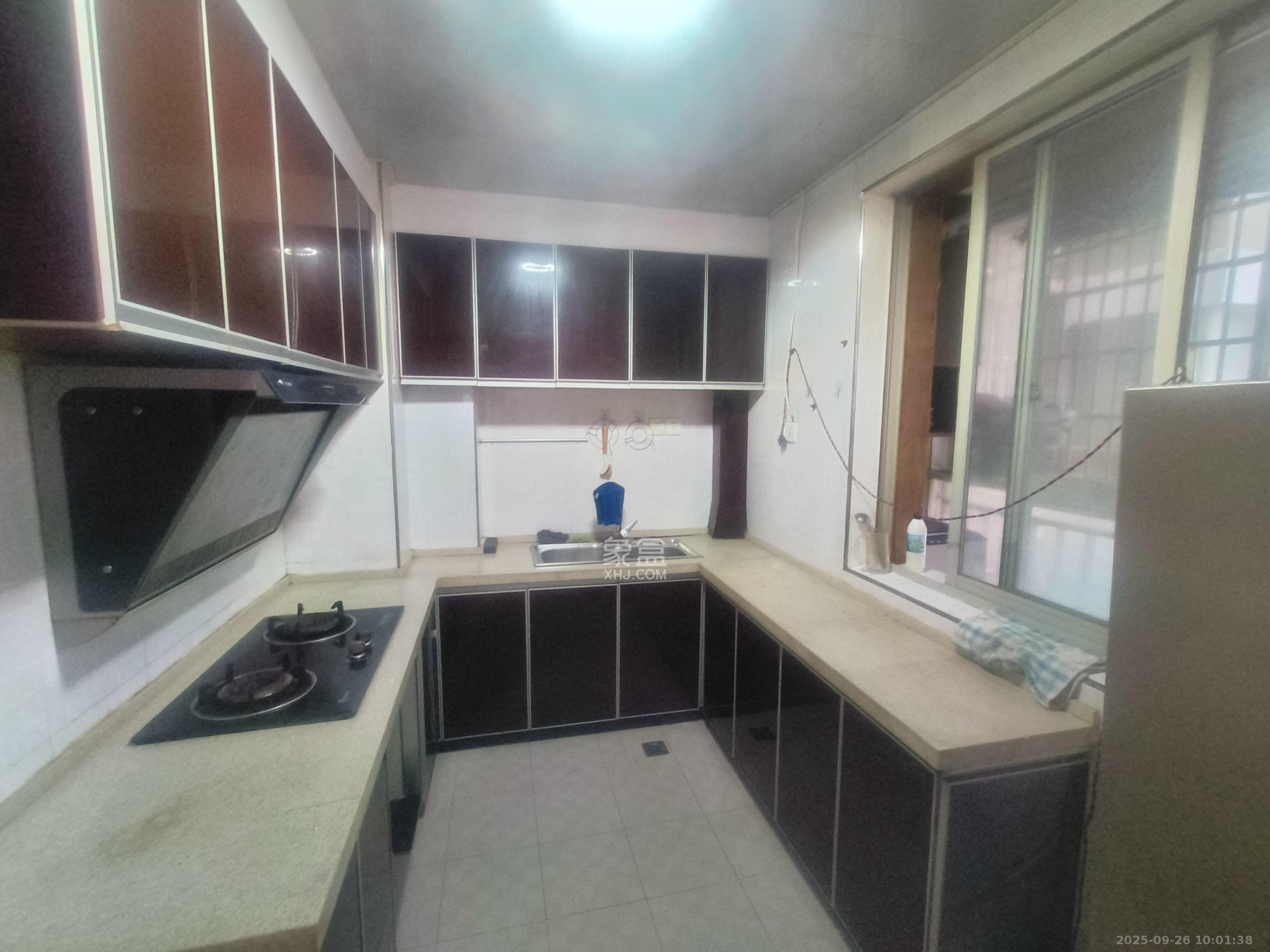 白沙湾嘉园 1室0厅0卫 2600.0元/月 白沙湾嘉园 1室0厅0卫 2600.0元/月室内图