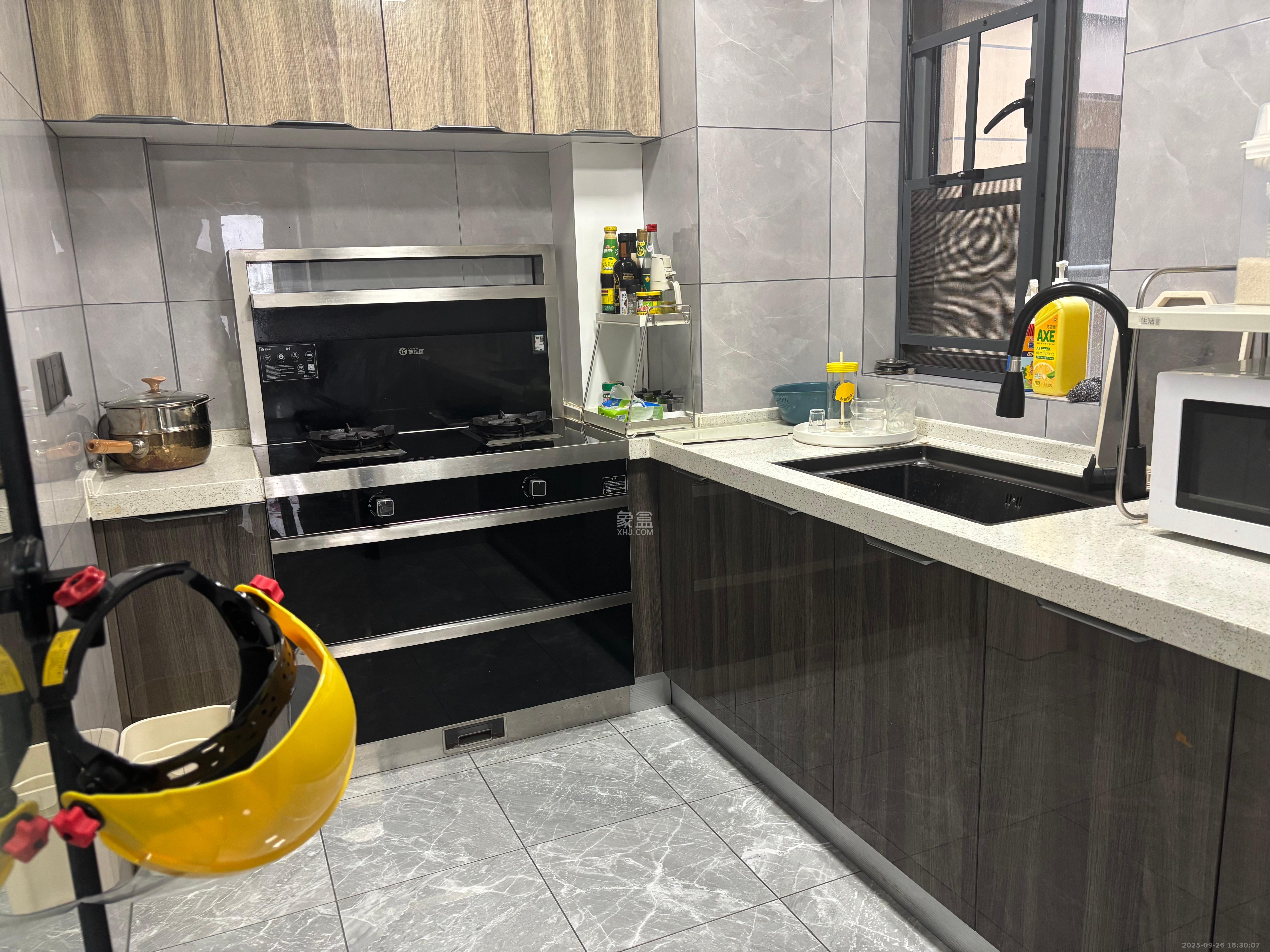 荣盛花语书苑 3室2厅1卫 3300.0元/月 荣盛花语书苑 3室2厅1卫 3300.0元/月室内图