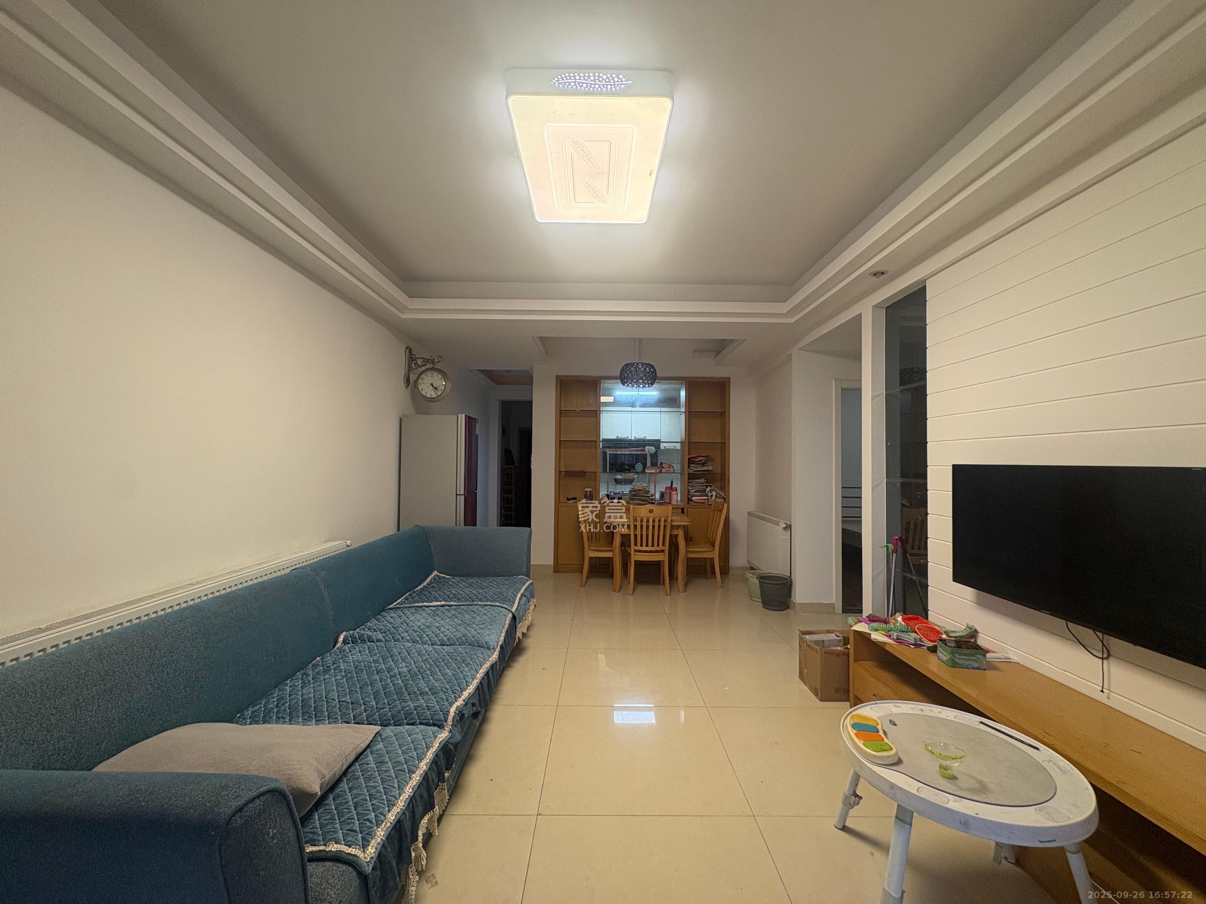 筑梦佳园  3室2厅1卫    1800.0元/月室内图