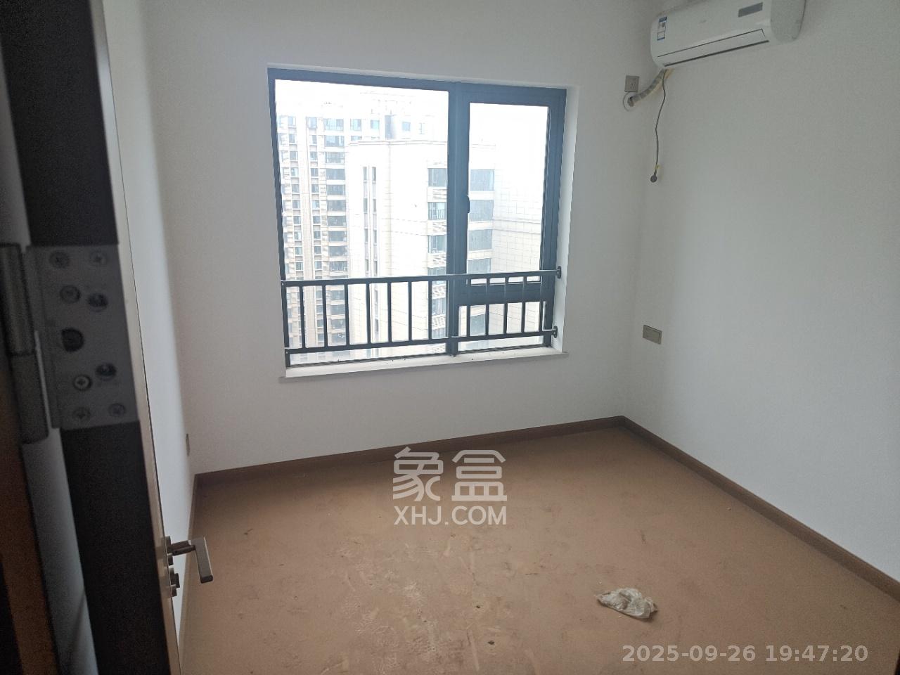 阳光城尚东湾青柠园 4室2厅2卫 3200.0元/月 阳光城尚东湾青柠园 4室2厅2卫 3200.0元/月室内图