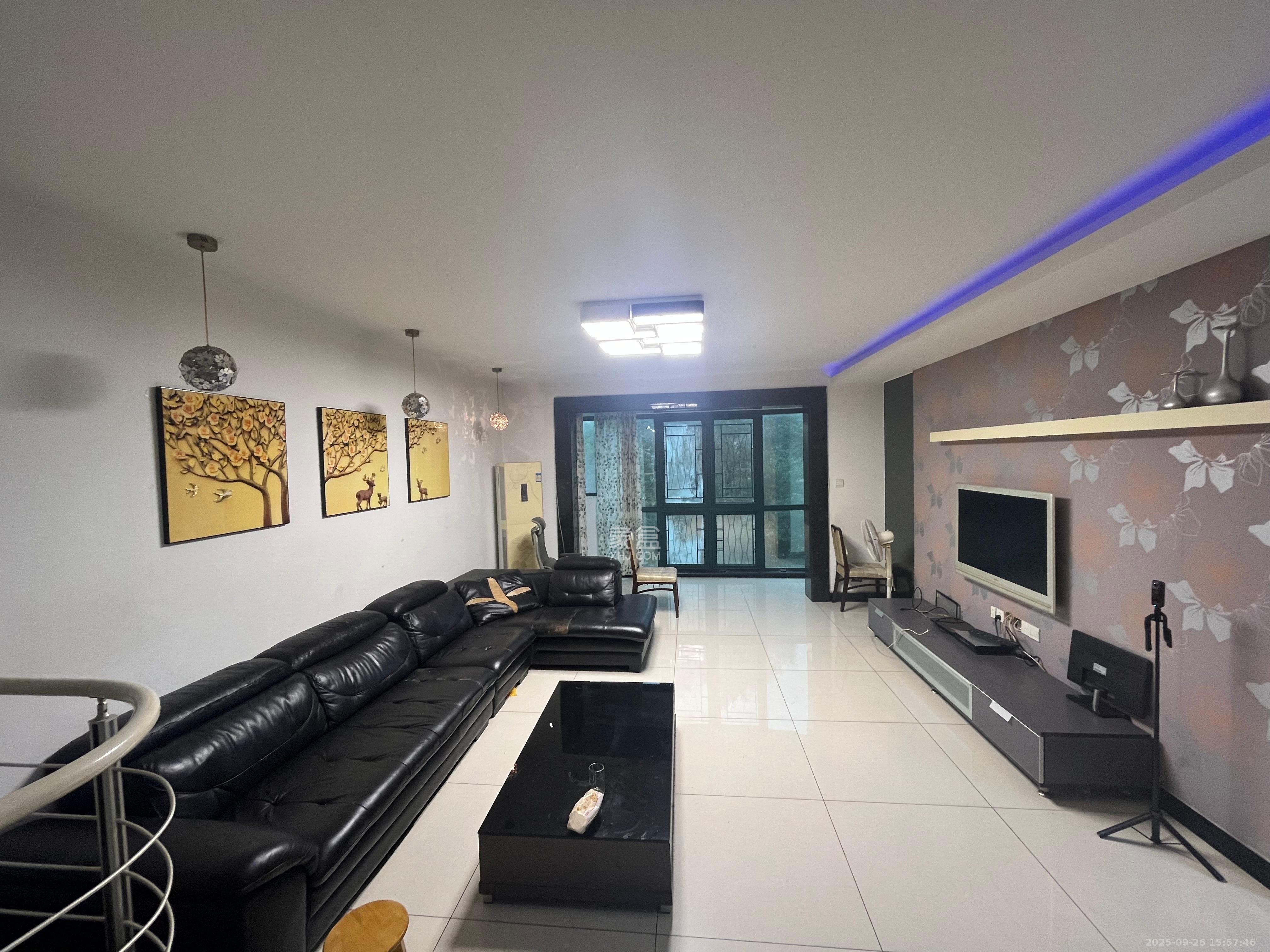 申奥美域 5室2厅2卫 3500.0元/月 申奥美域 5室2厅2卫 3500.0元/月室内图