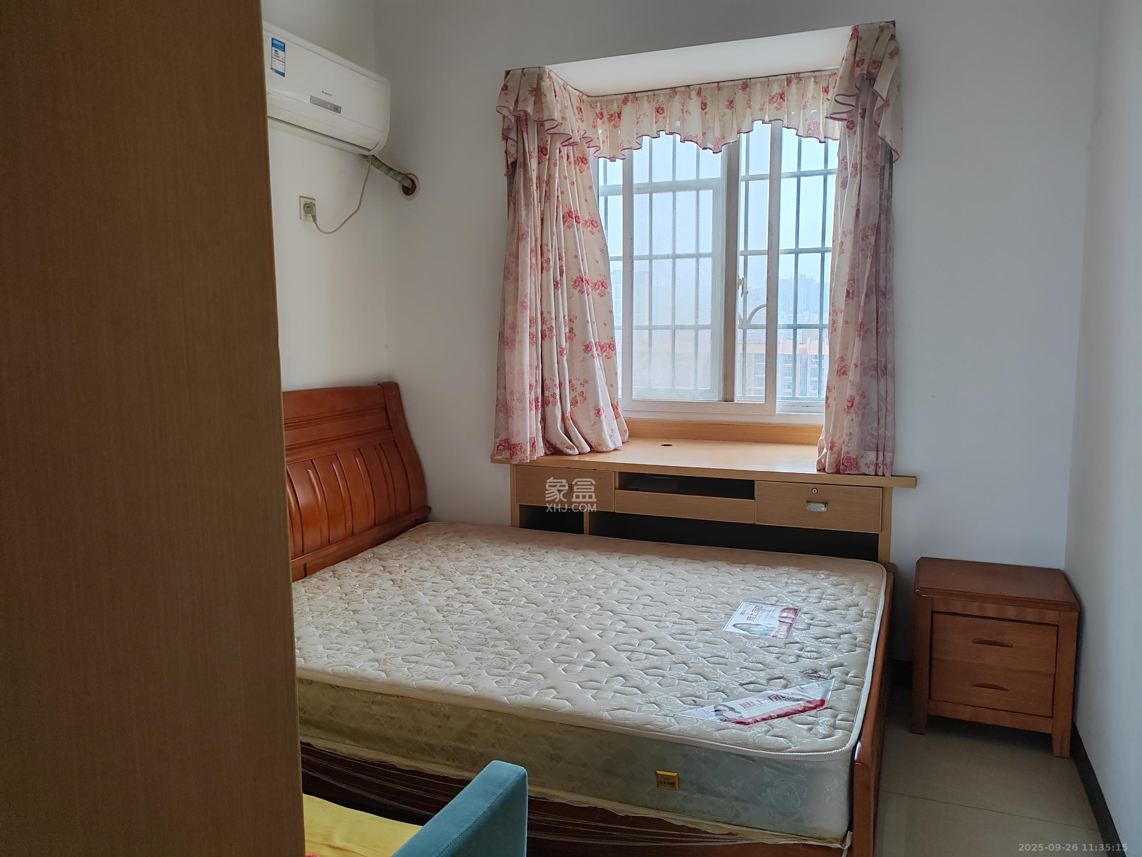 爵士湘 2室2厅1卫 1600.0元/月 爵士湘 2室2厅1卫 1600.0元/月室内图