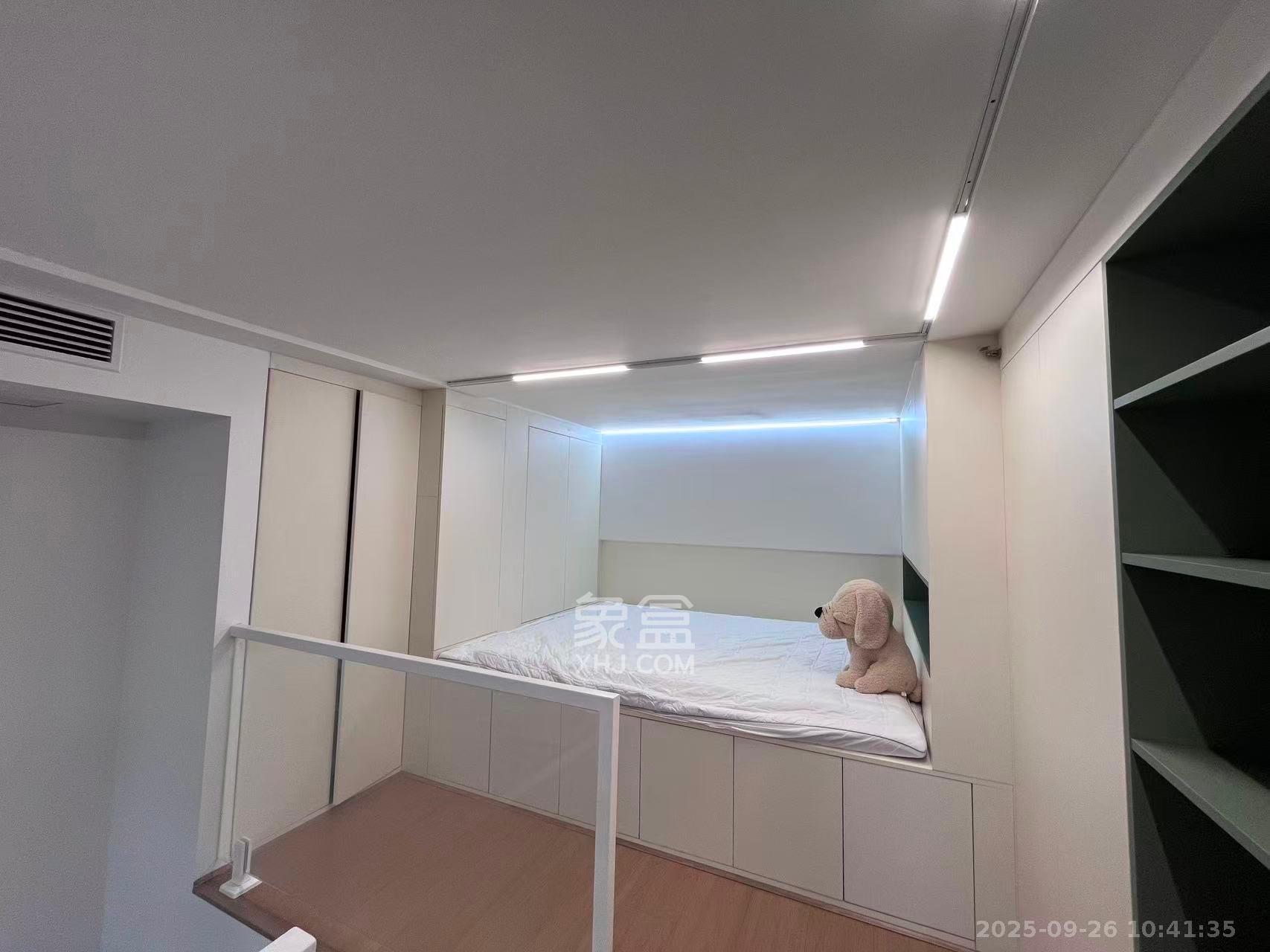 卓越中寰 1室1厅1卫 2400.0元/月 卓越中寰 1室1厅1卫 2400.0元/月室内图