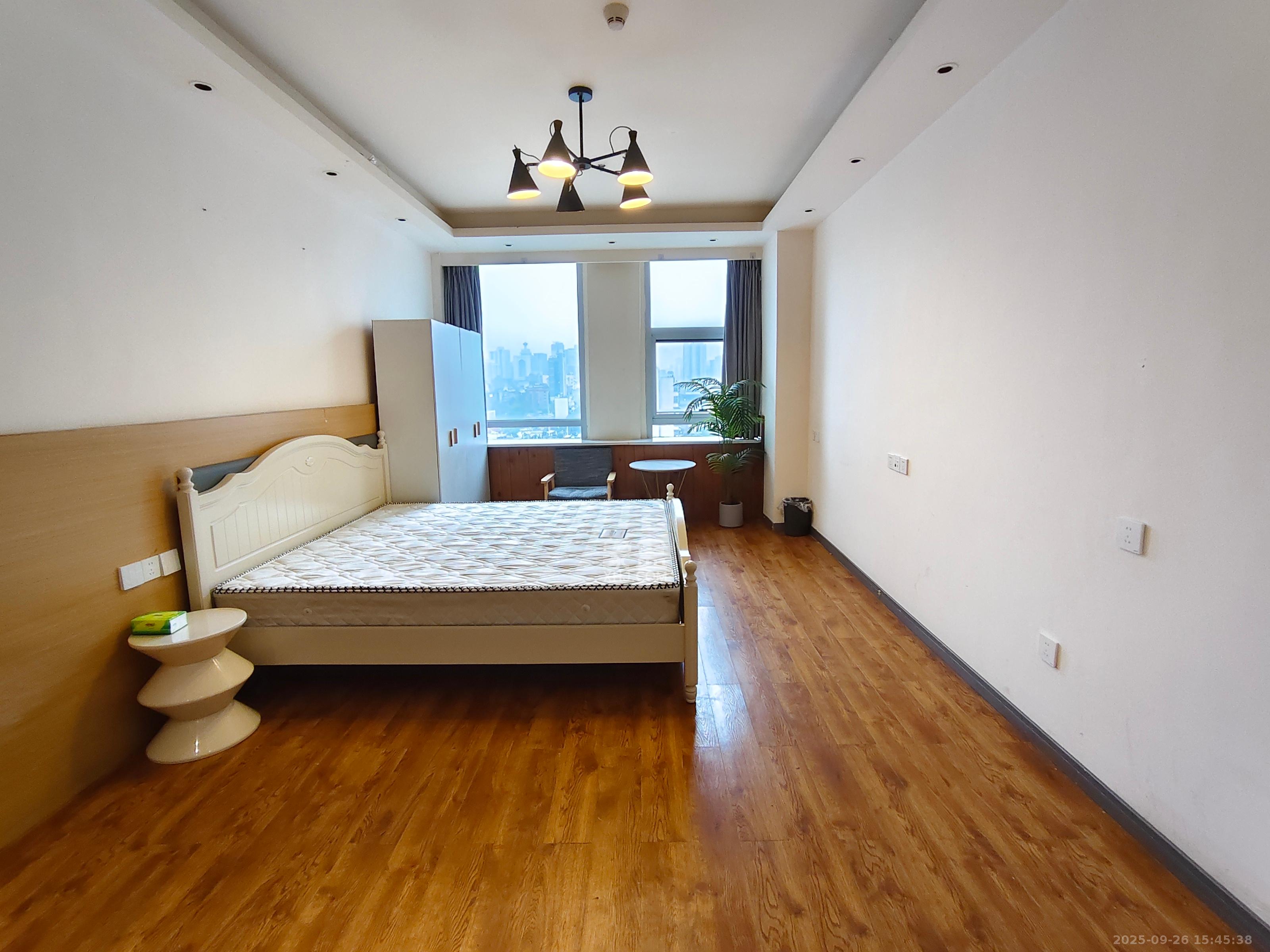 宇成朝阳广场 1室1厅1卫 1800.0元/月 宇成朝阳广场 1室1厅1卫 1800.0元/月室内图