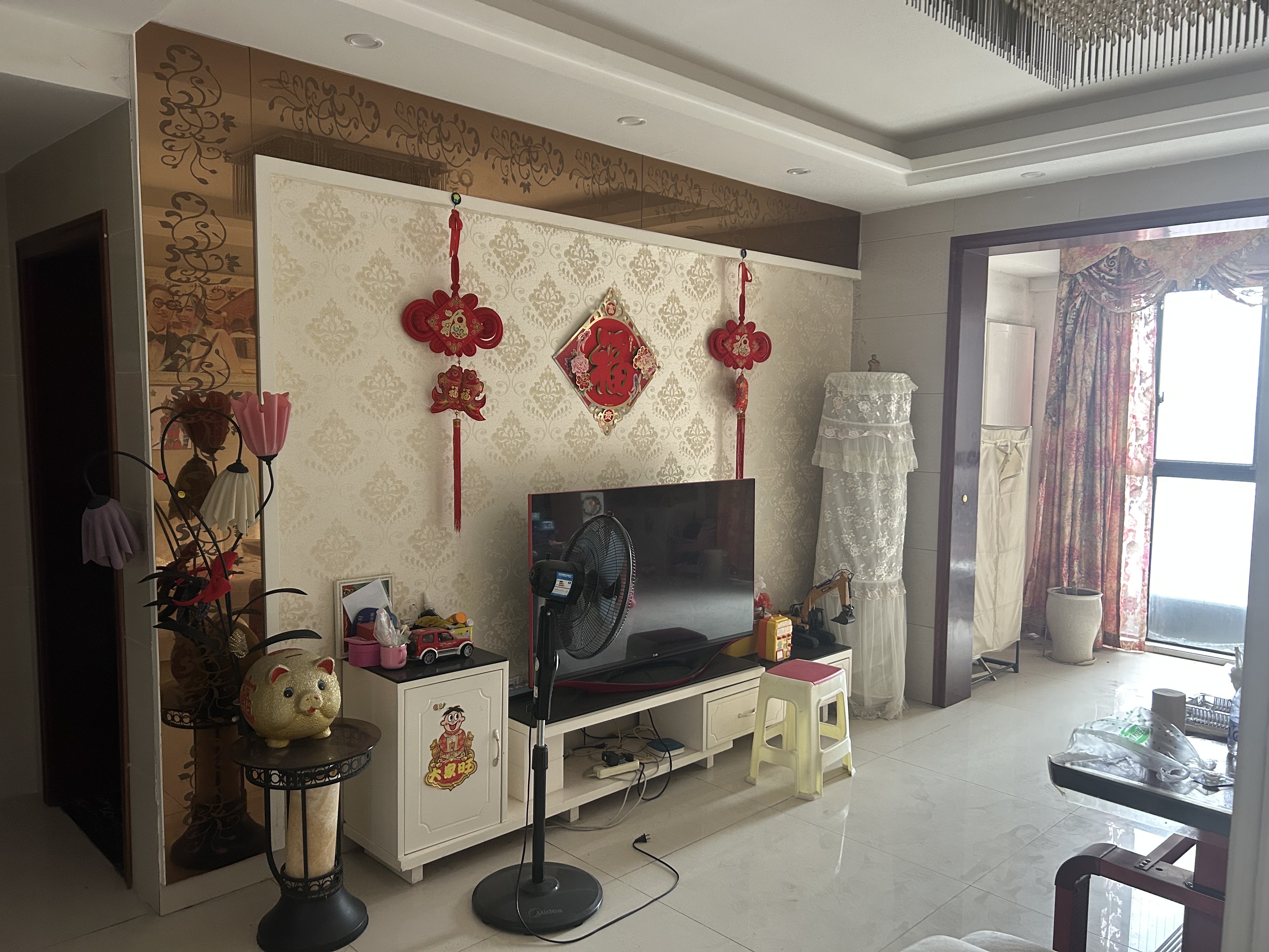 檀香山  4室2厅2卫    66.8万 檀香山  4室2厅2卫    66.8万