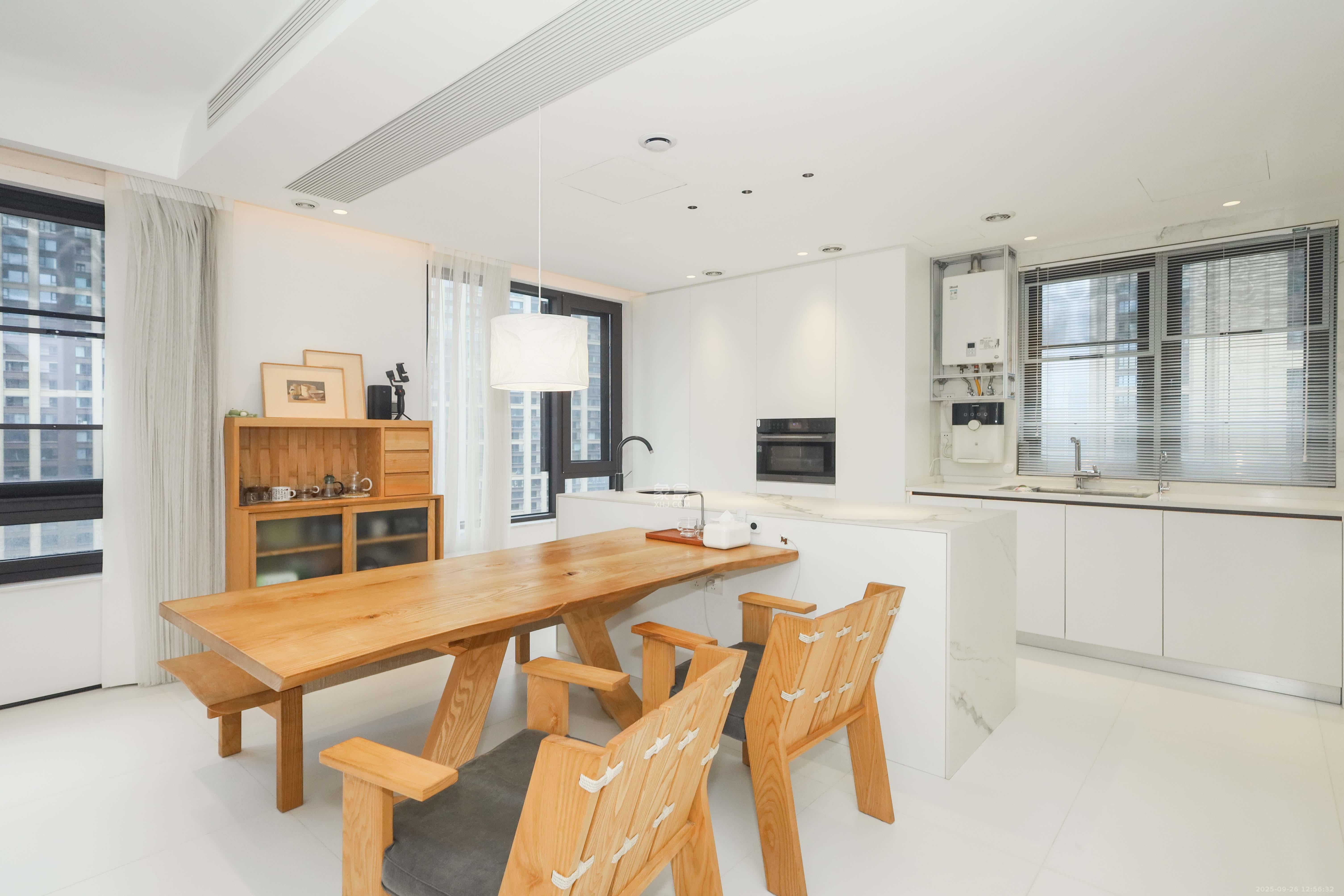 建发央著  4室2厅3卫    297.0万其他