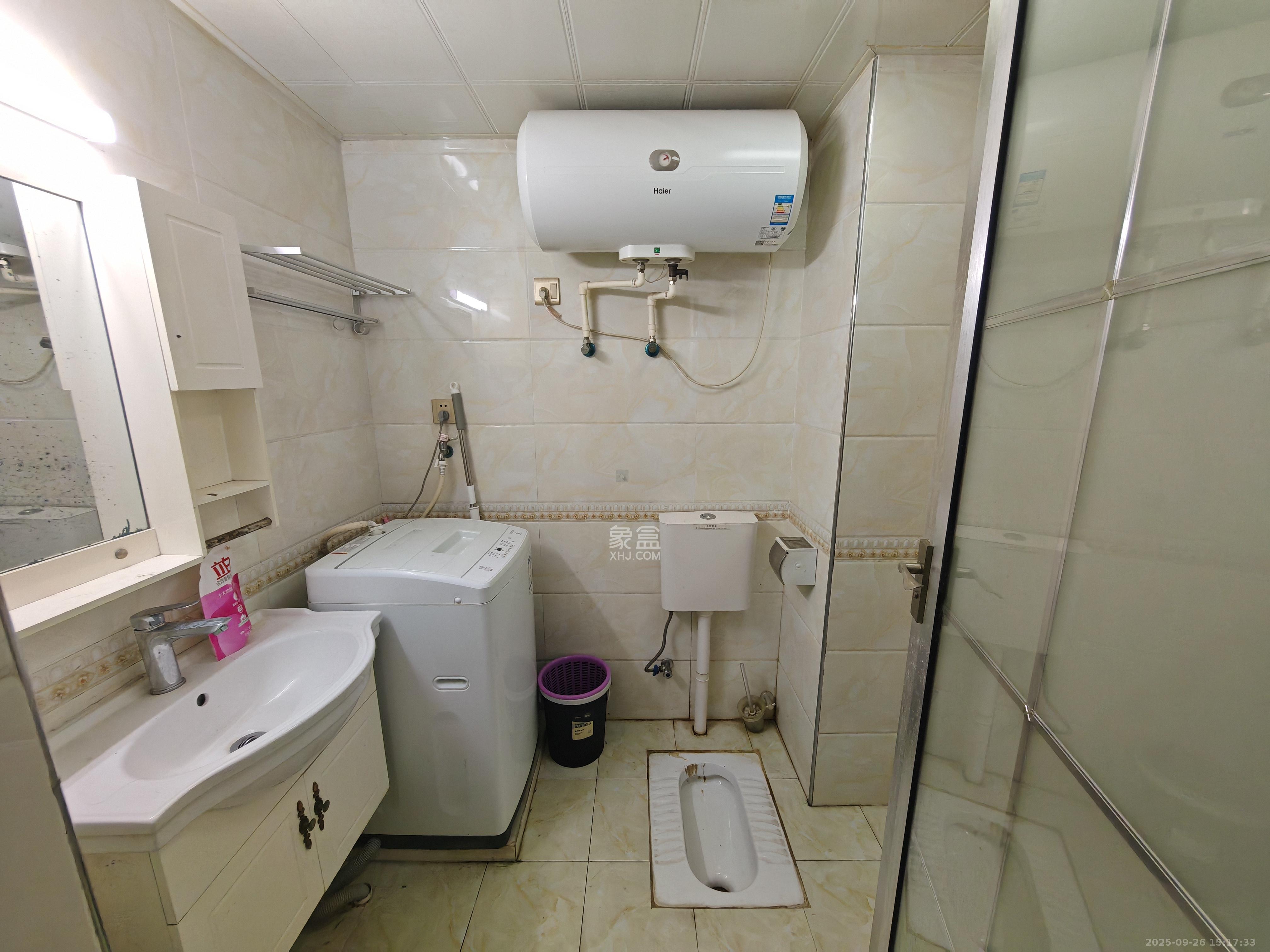 达美D6区 1室1厅1卫 1400.0元/月 达美D6区 1室1厅1卫 1400.0元/月室内图