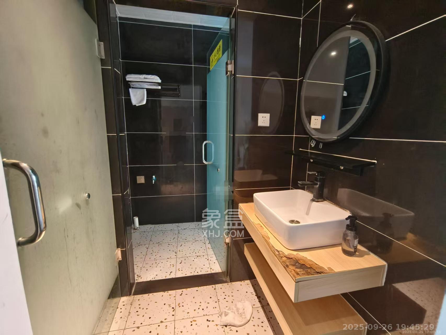 长城万悦汇 1室1厅1卫 1200.0元/月 长城万悦汇 1室1厅1卫 1200.0元/月室内图